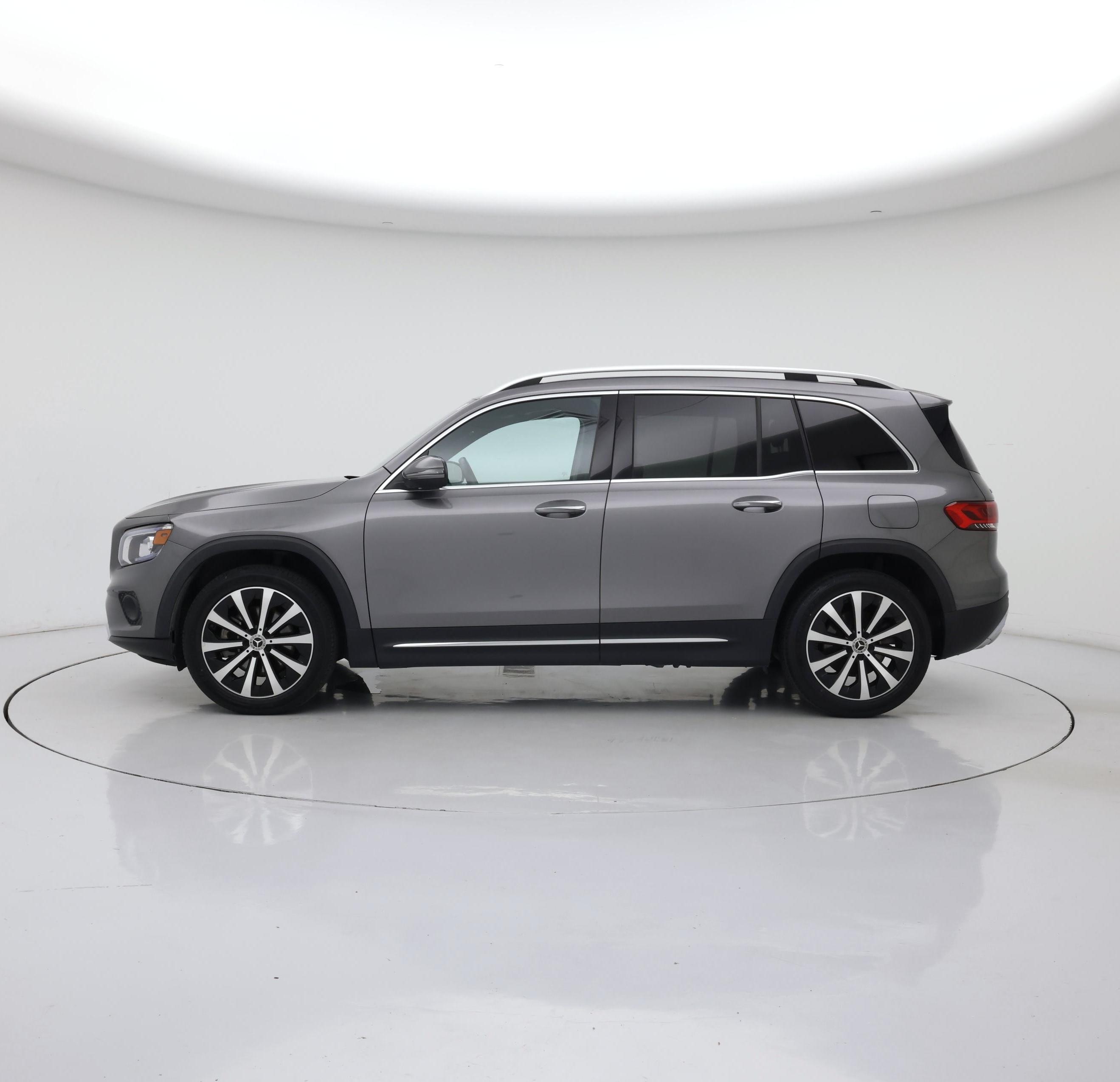 Thumbnail: 2021 Mercedes-Benz GLB - 3