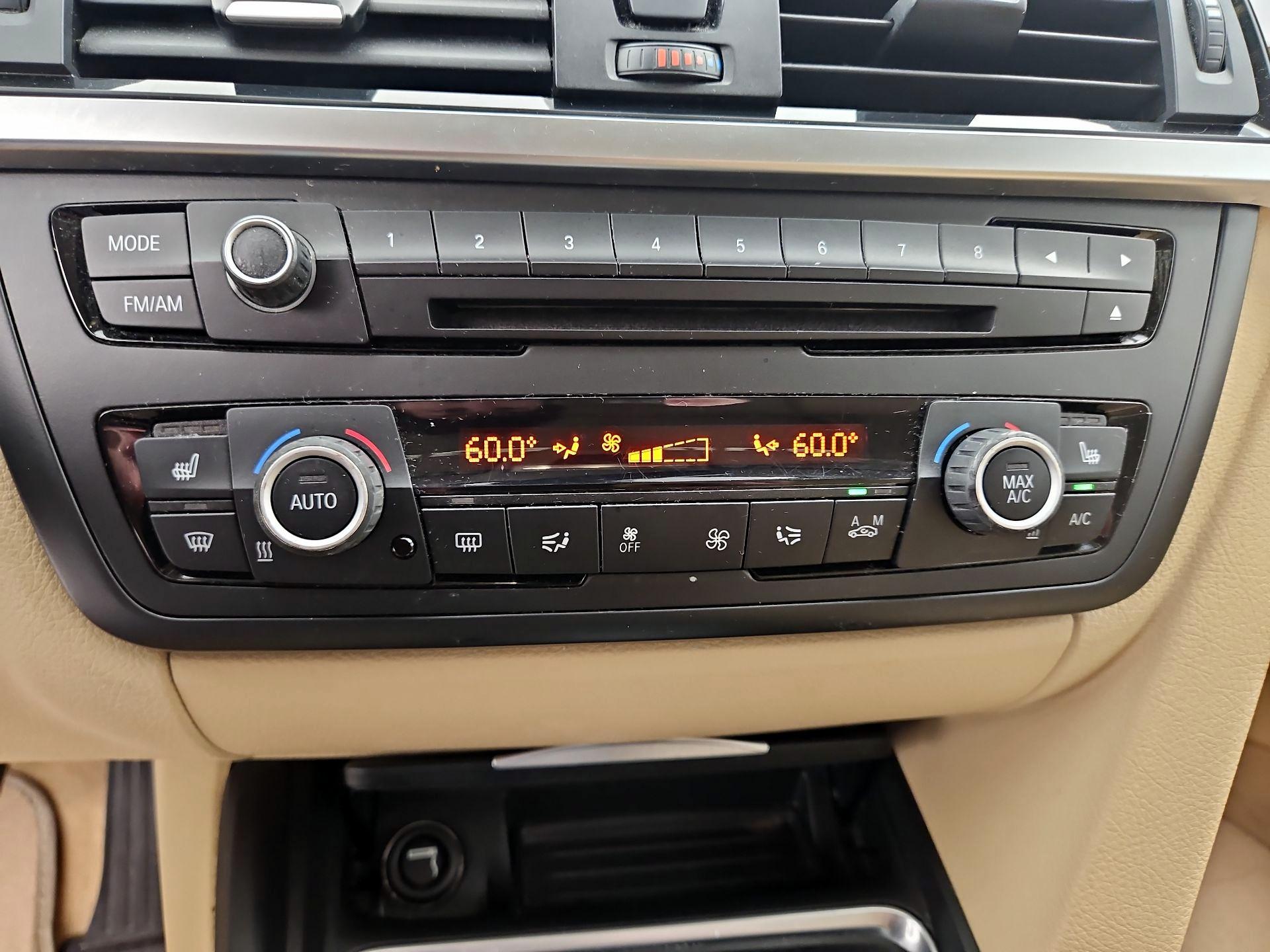 Thumbnail: 2014 BMW 3 Series - 16