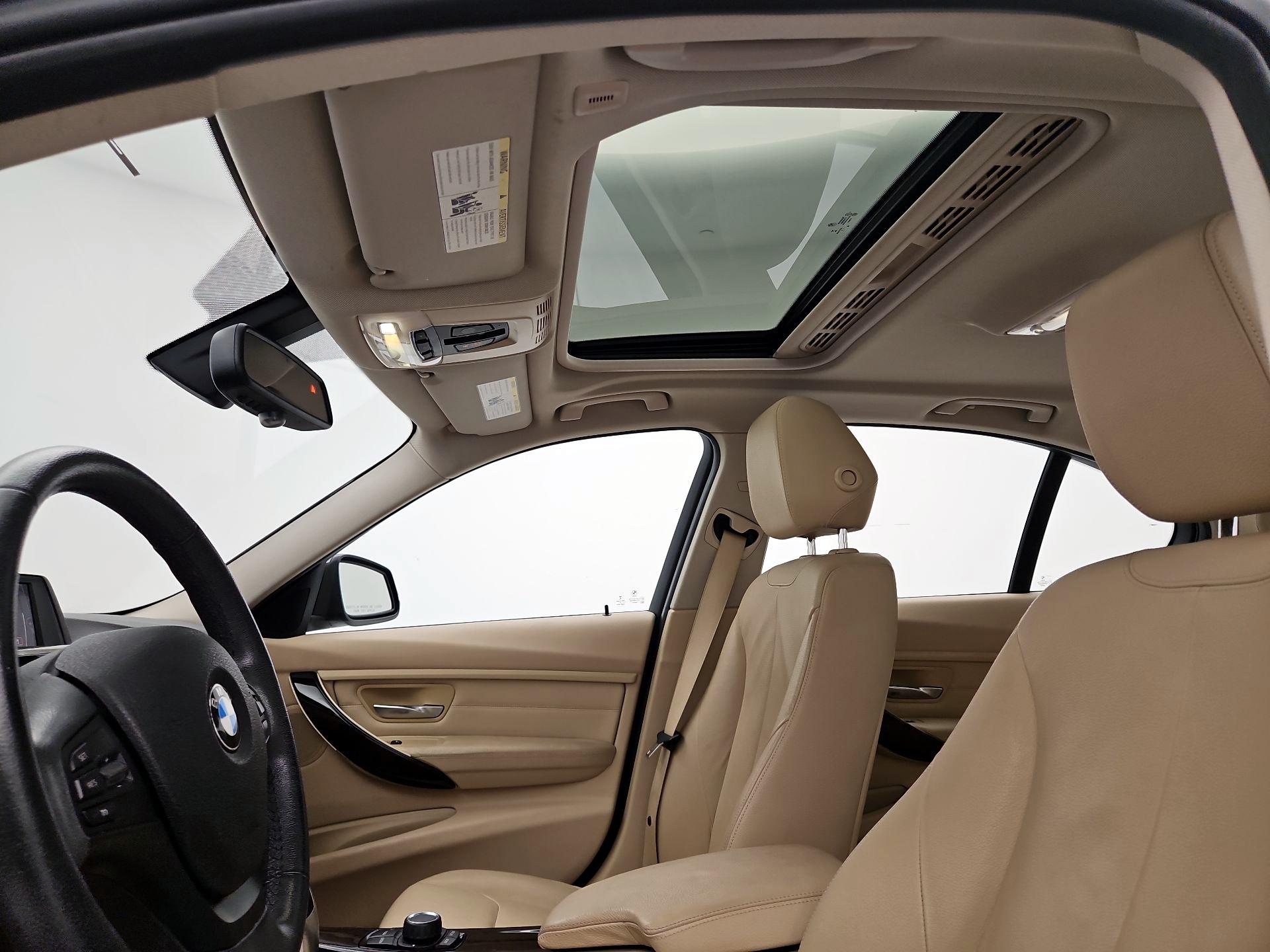 Thumbnail: 2014 BMW 3 Series - 19