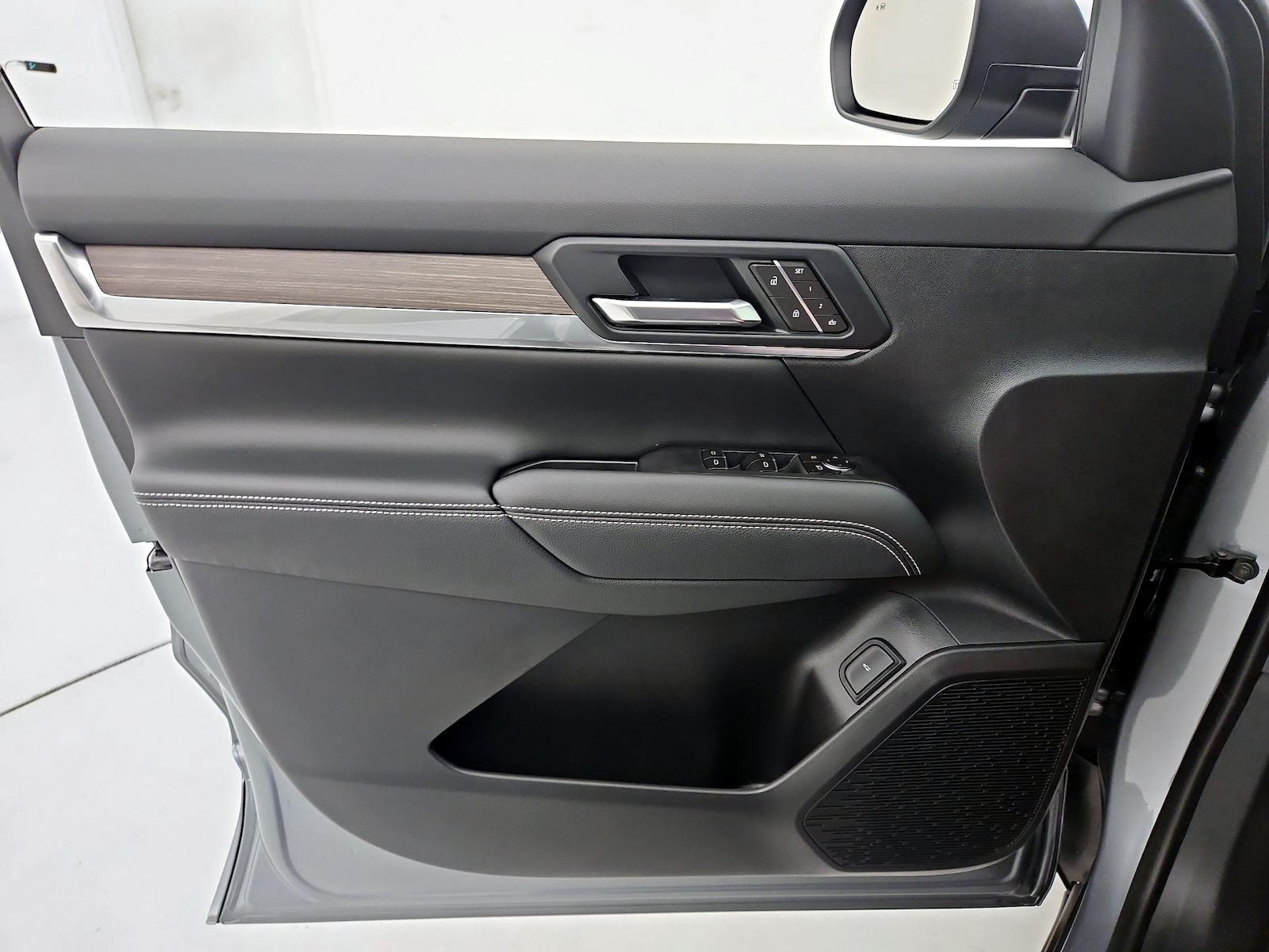 2026 GMC Terrain Denali - Photo 13