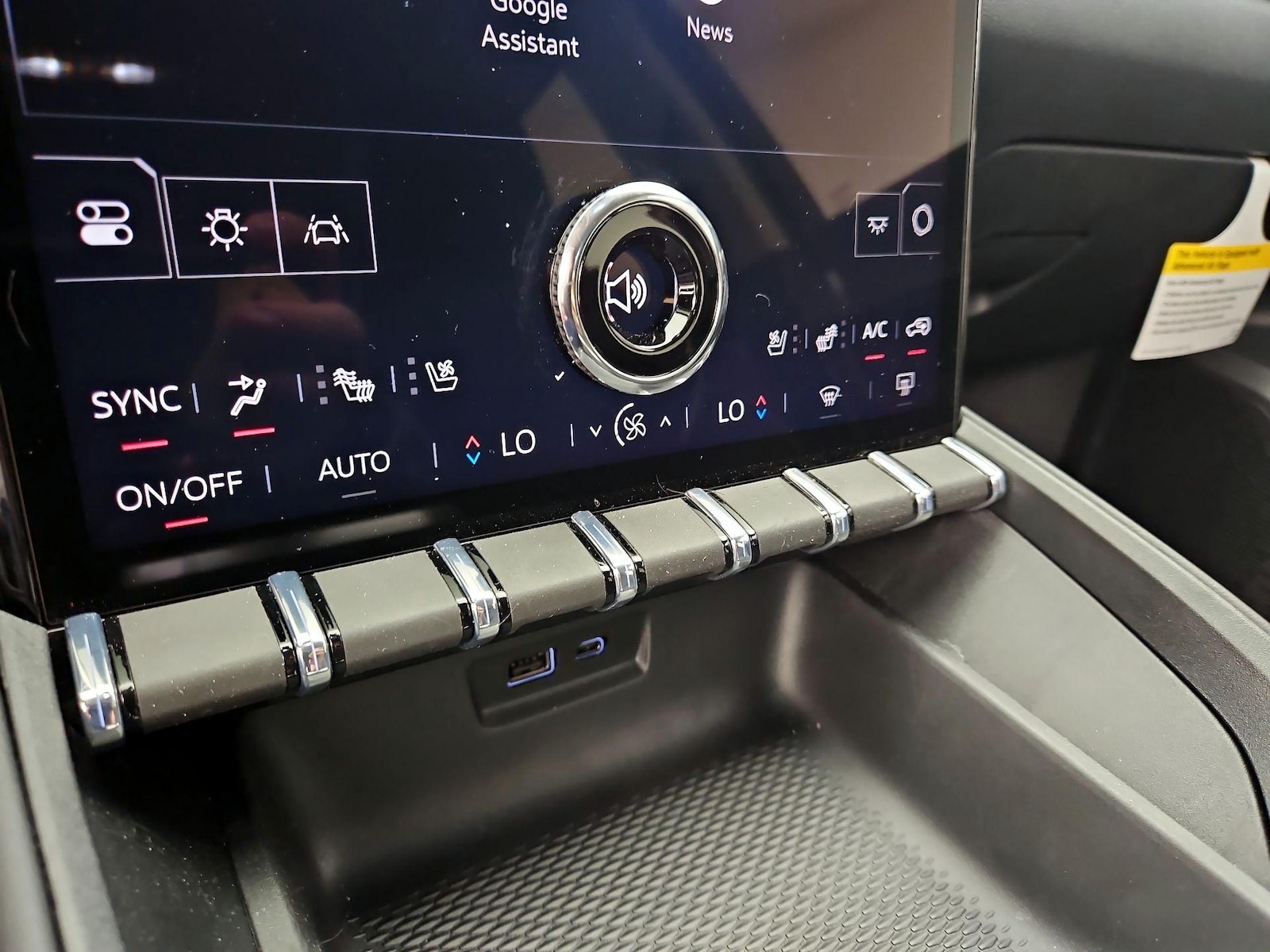 2026 GMC Terrain Denali - Photo 18