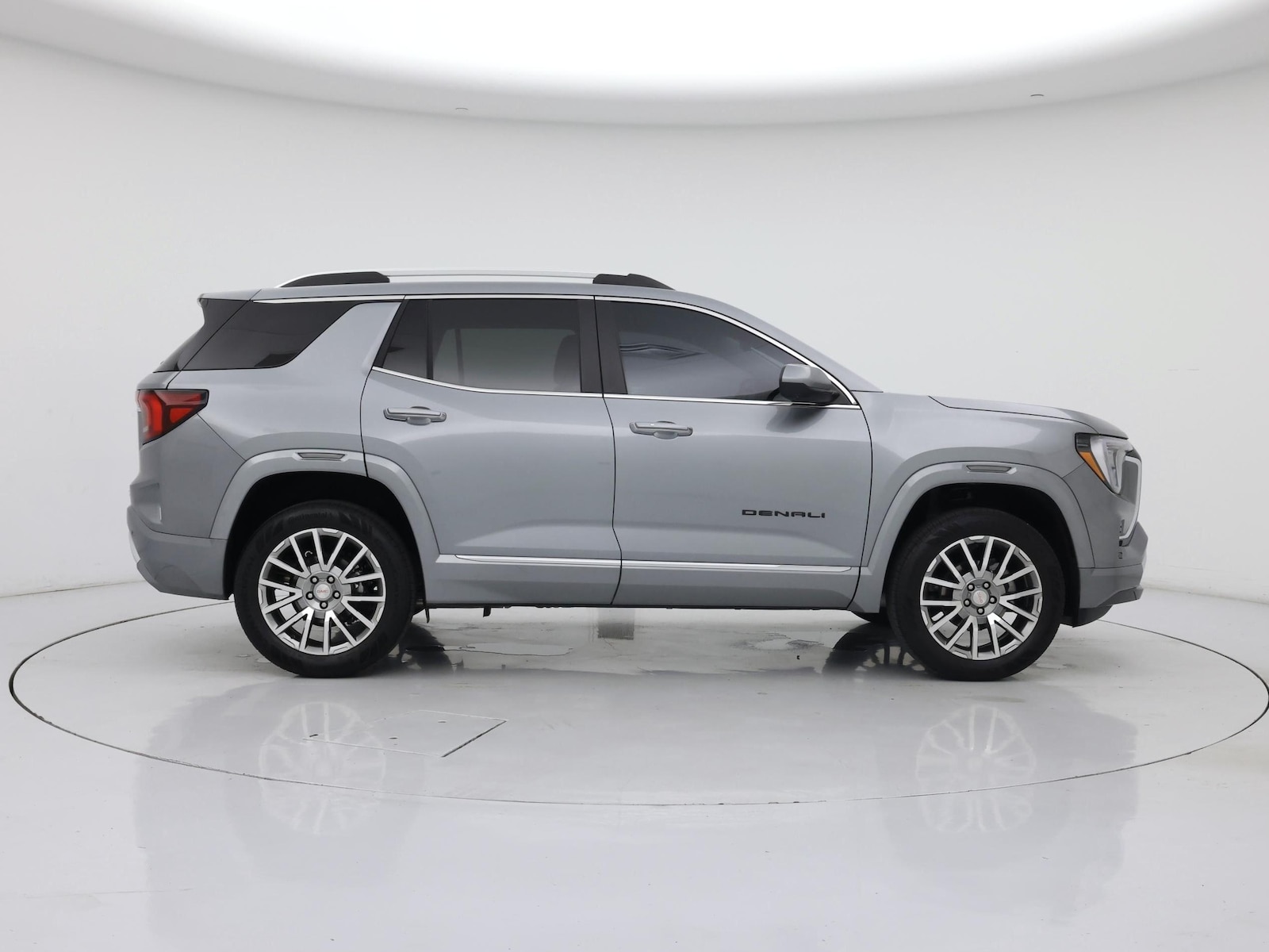 2026 GMC Terrain Denali - Photo 8