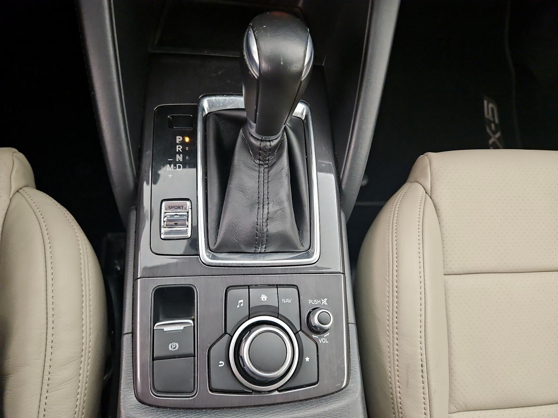 Thumbnail: 2016 Mazda CX-5 - 17