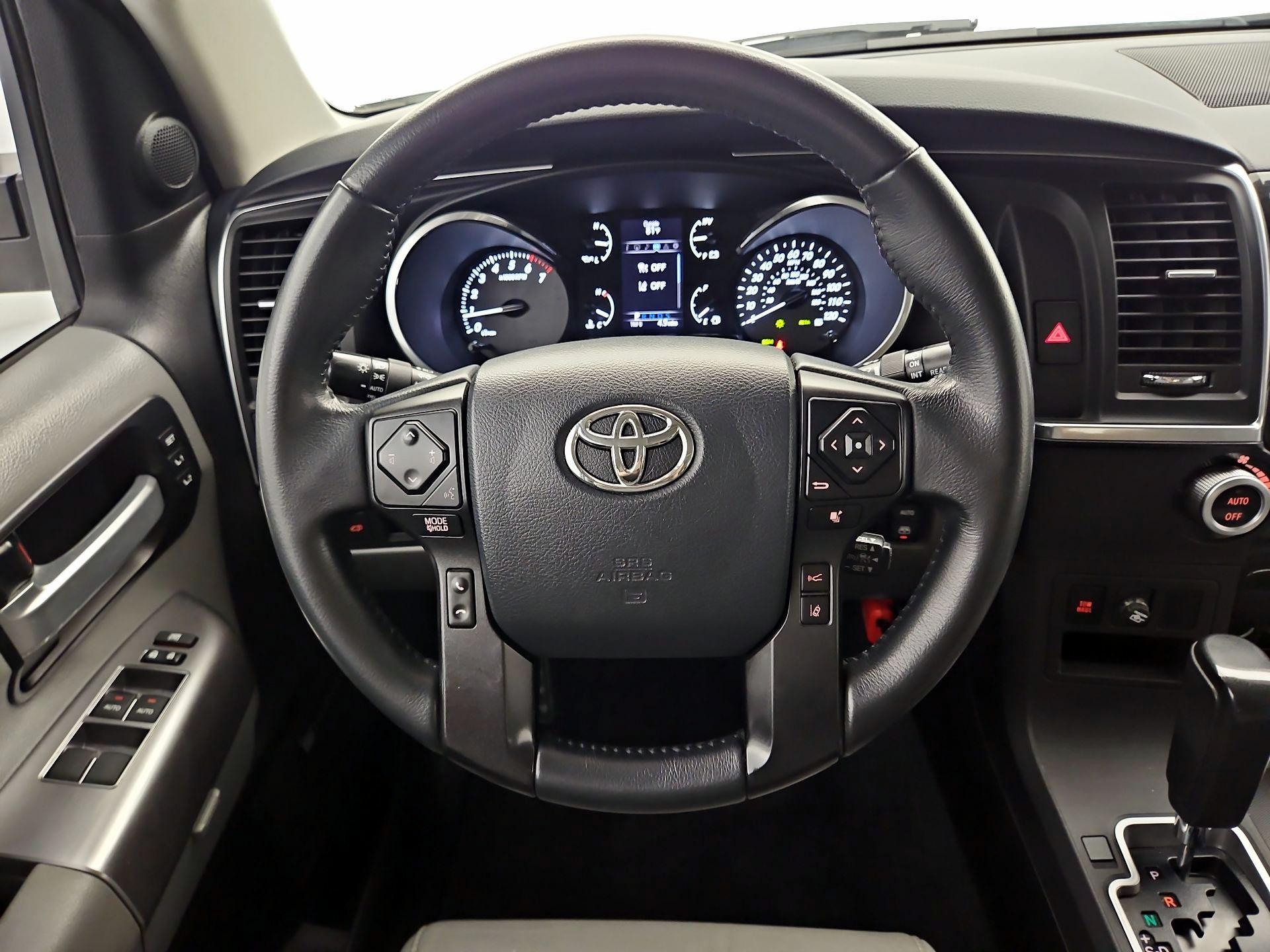 Thumbnail: 2018 Toyota Sequoia - 10