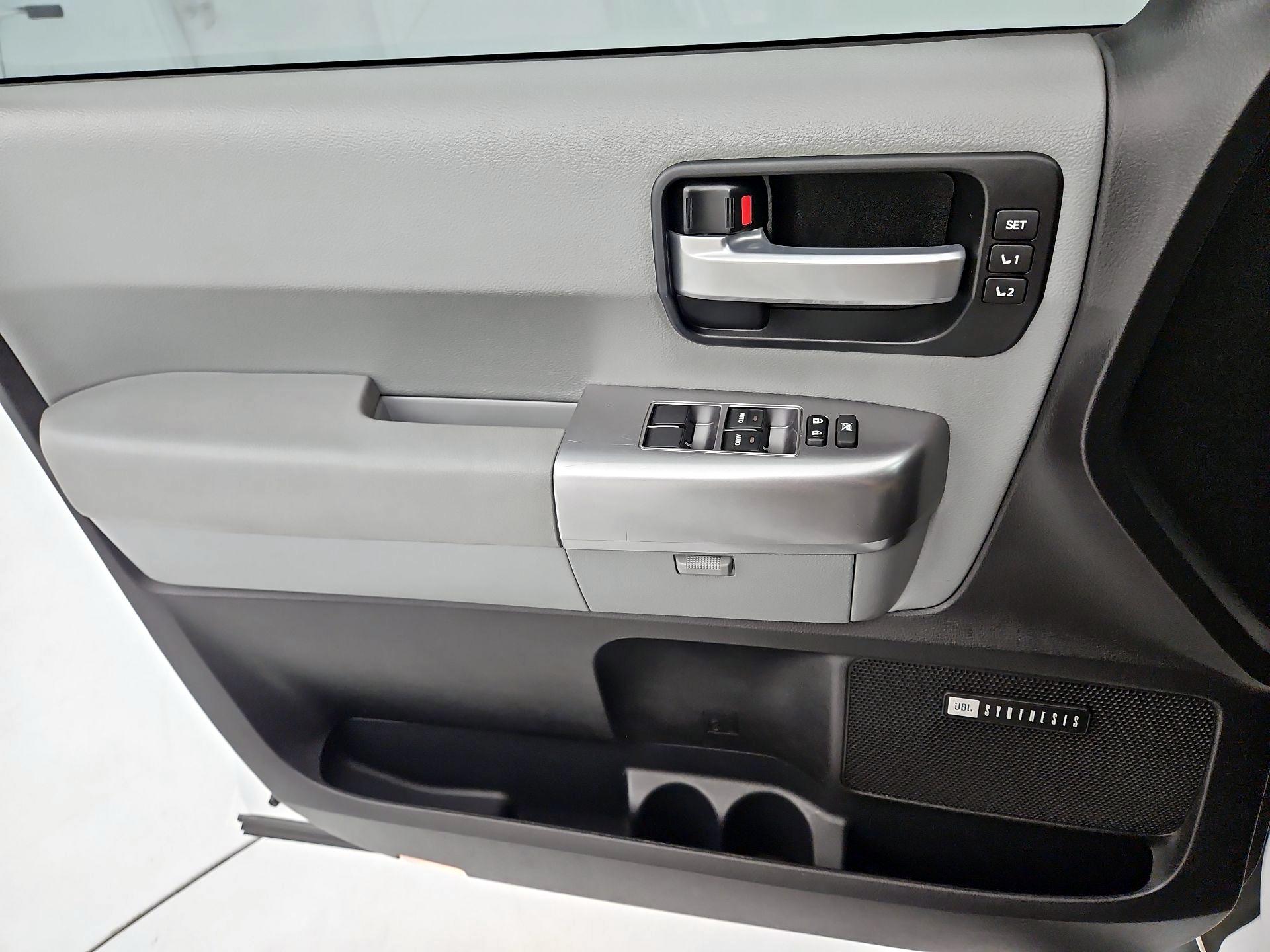 Thumbnail: 2018 Toyota Sequoia - 12