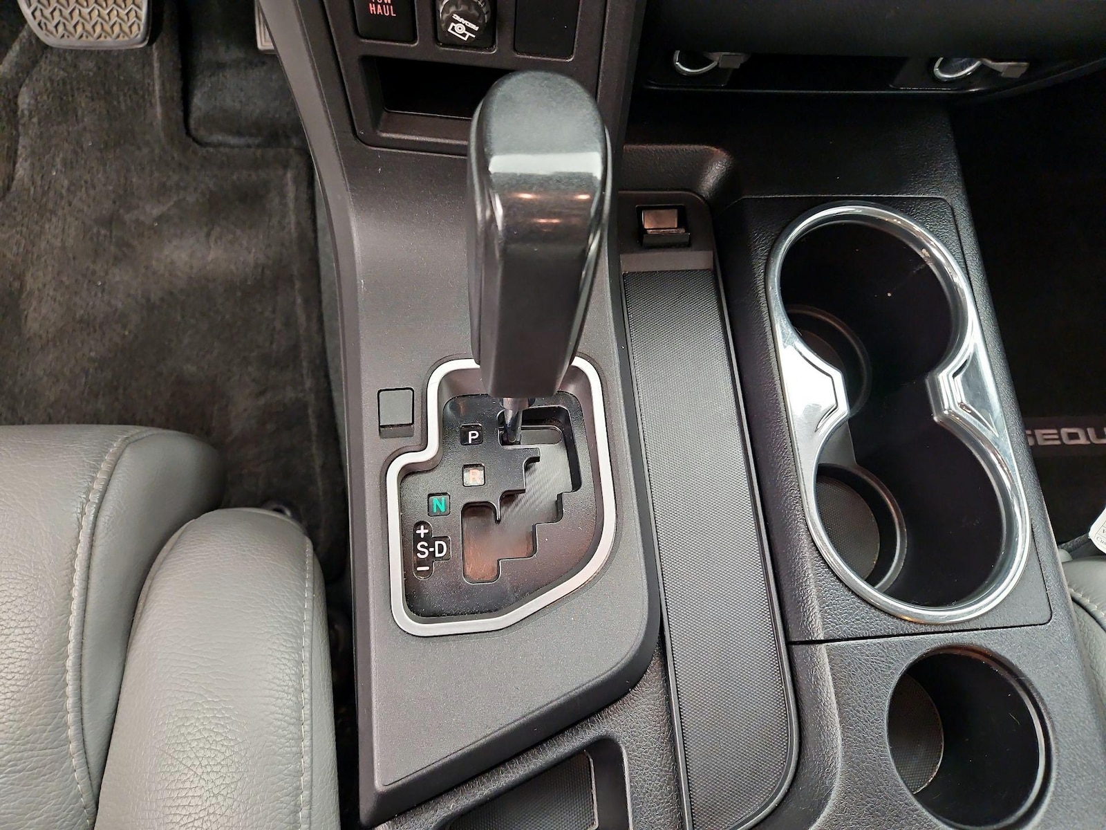 2018 Toyota Sequoia Limited - Photo 19