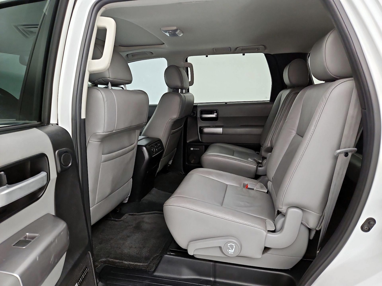 2018 Toyota Sequoia Limited - Photo 22