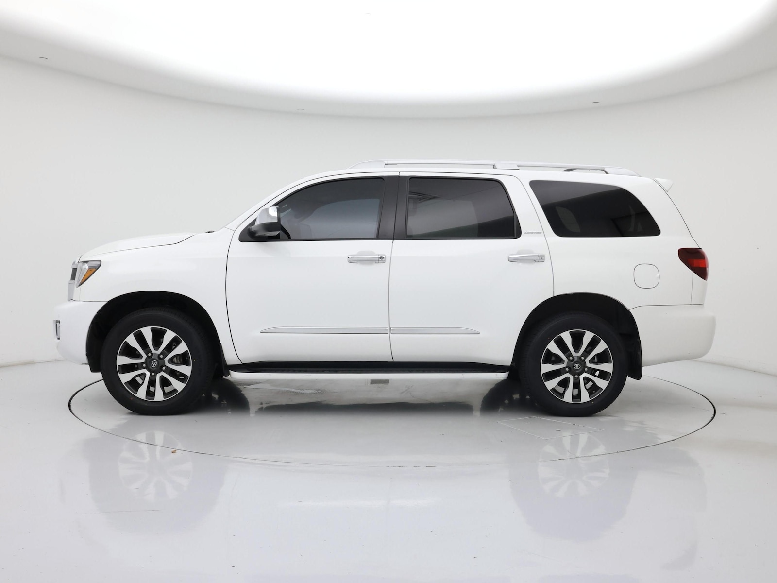 2018 Toyota Sequoia Limited - Photo 4