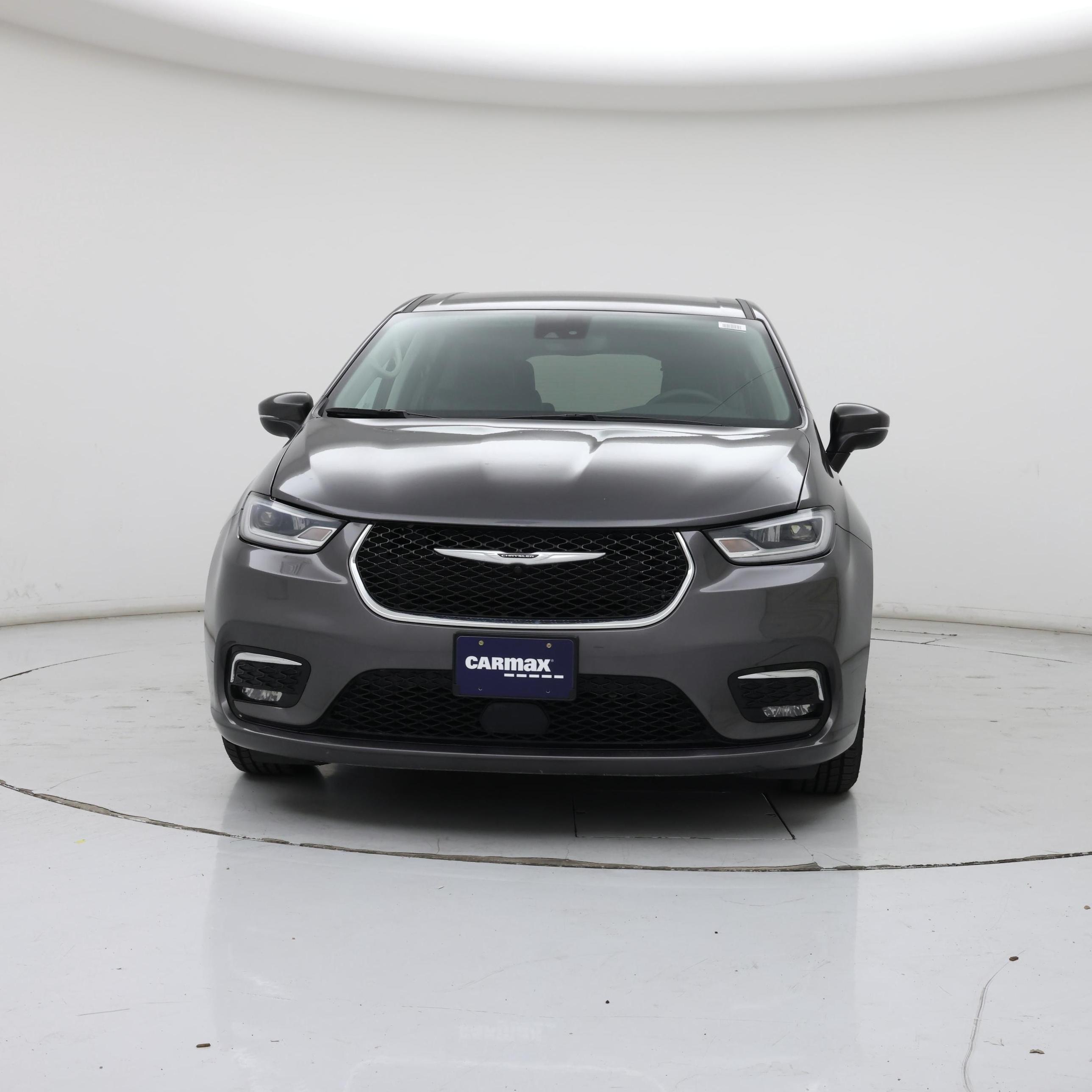 Thumbnail: 2023 Chrysler Pacifica - 5