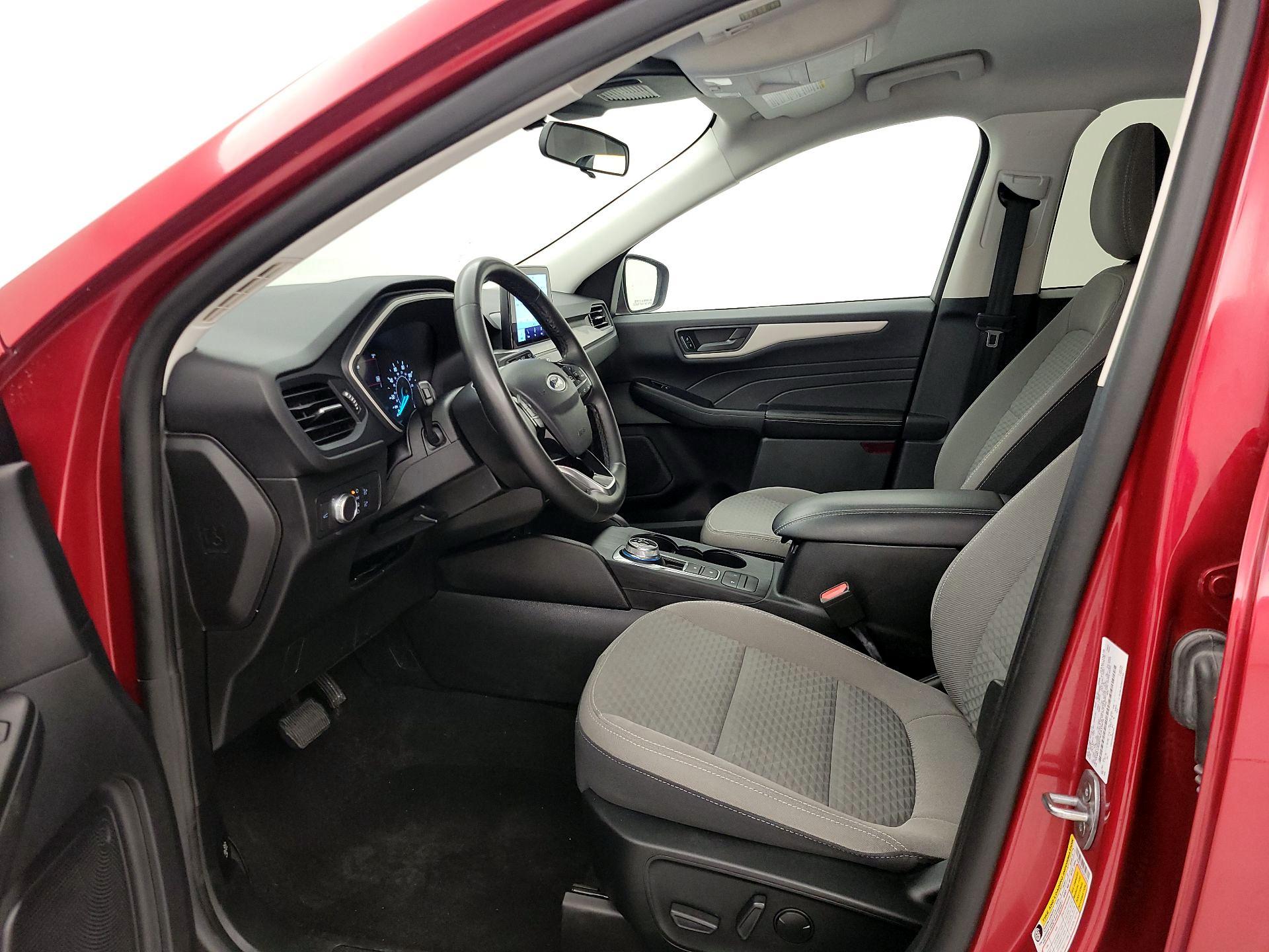 Thumbnail: 2022 Ford Escape - 11