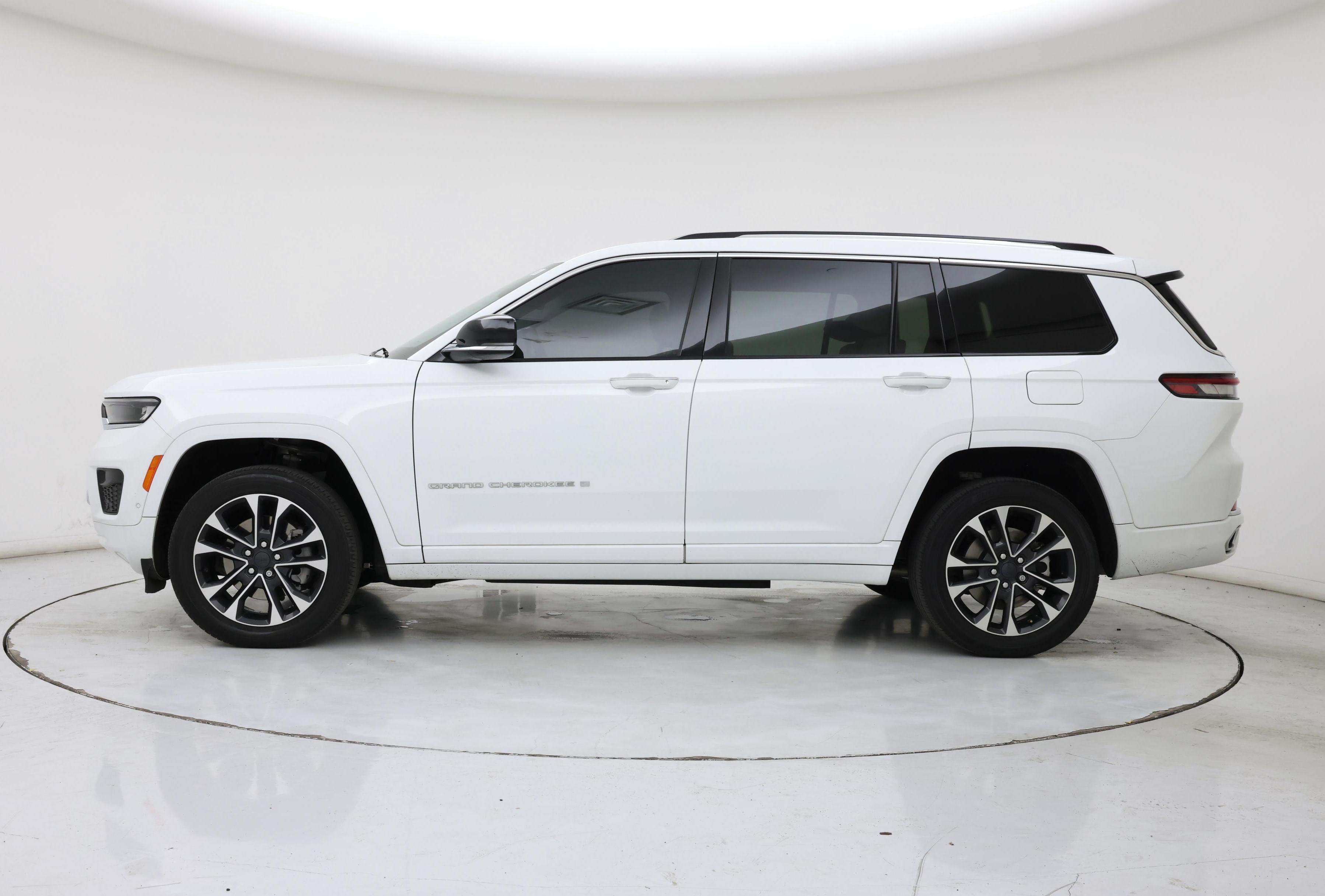 Thumbnail: 2023 Jeep Grand Cherokee L - 3