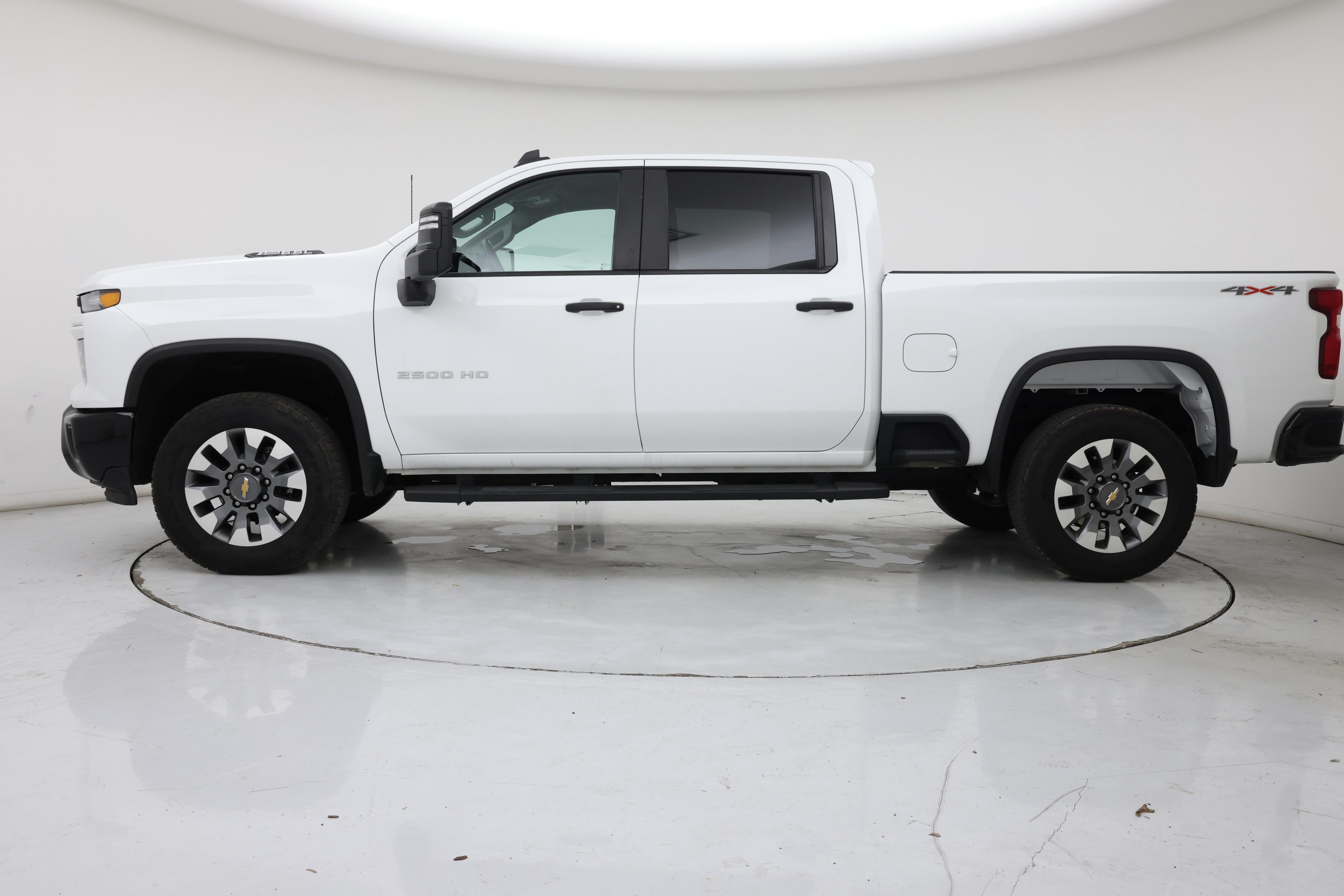 Thumbnail: 2024 Chevrolet Silverado 2500 - 3