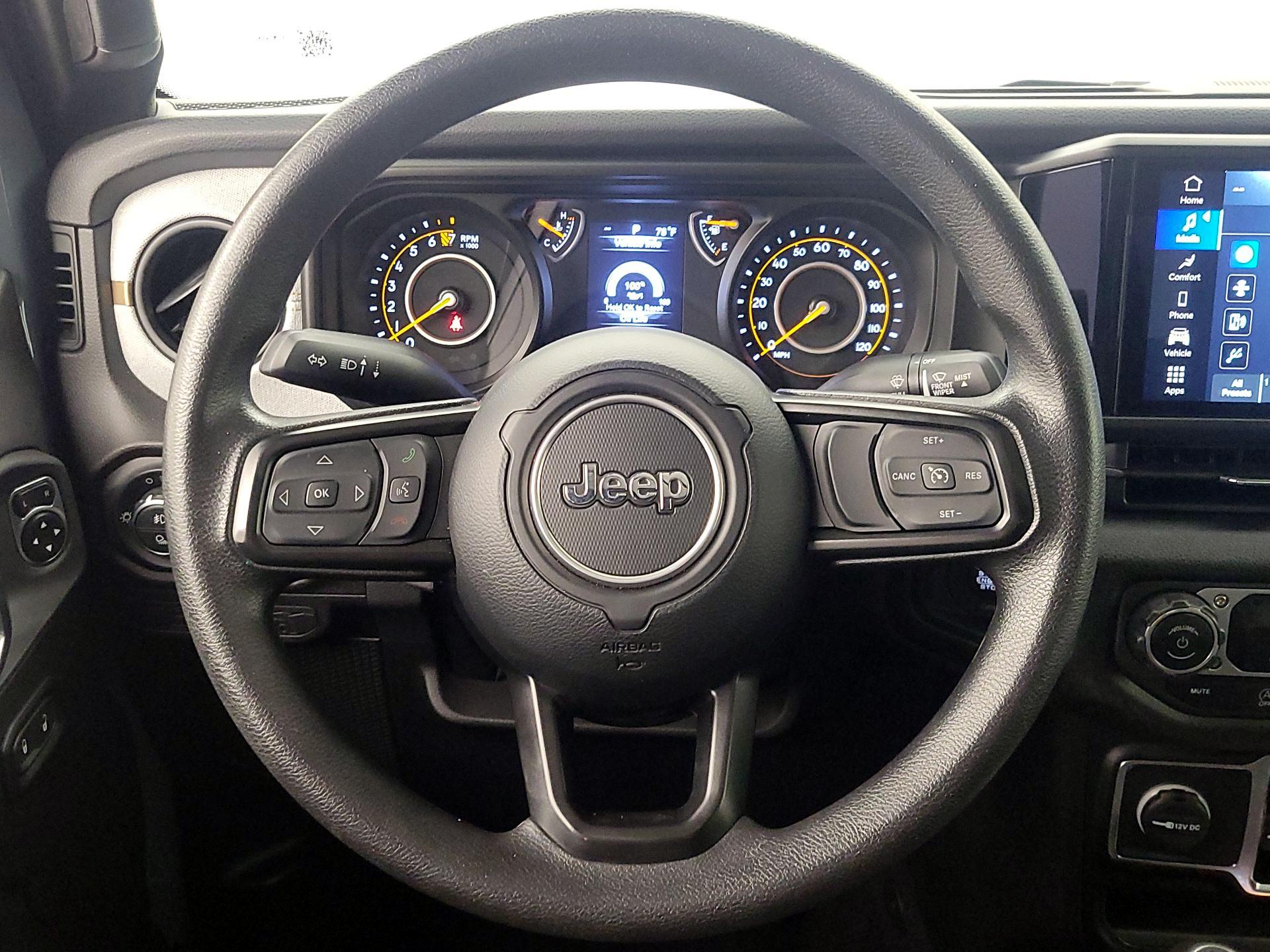 Thumbnail: 2025 Jeep Gladiator - 10