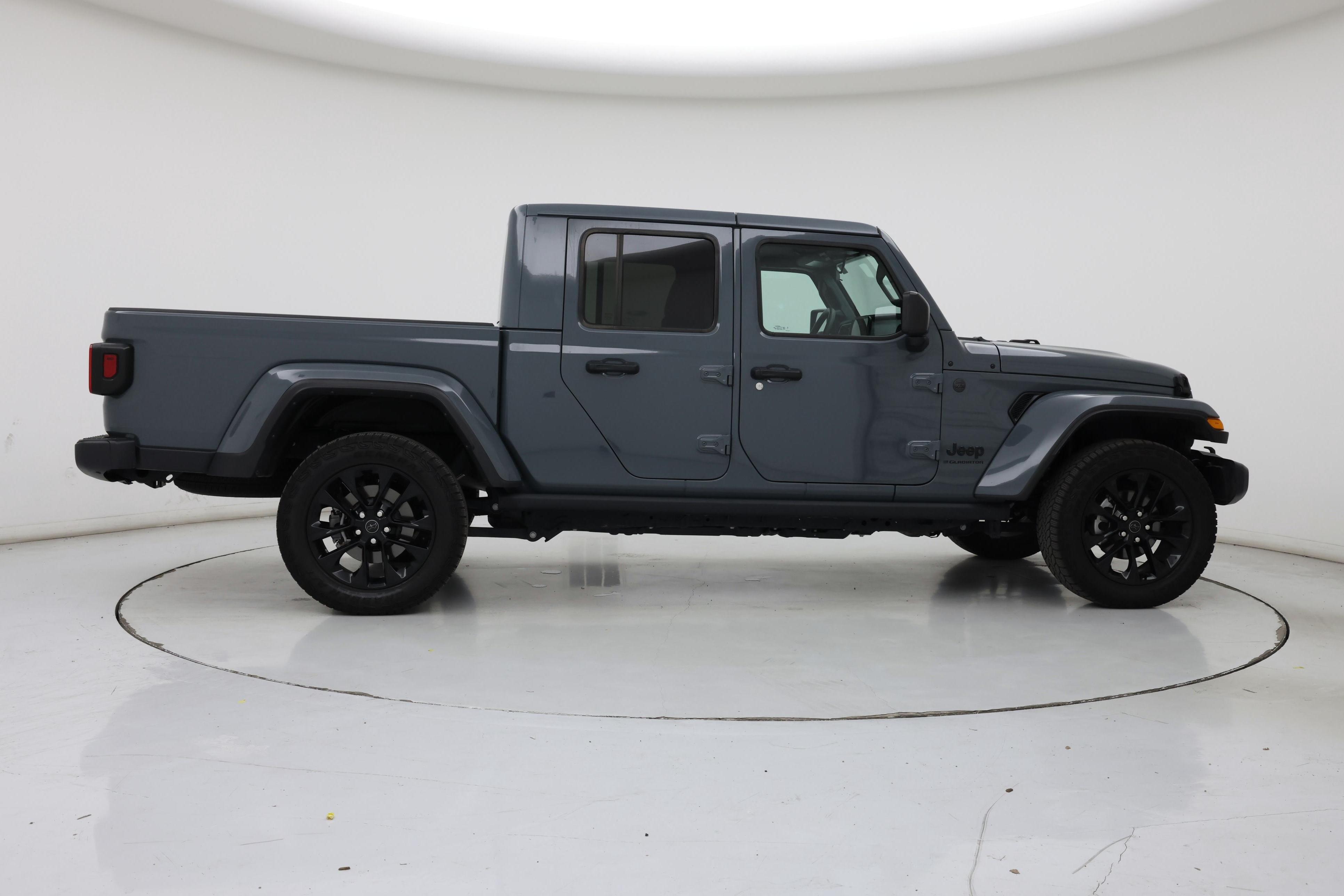 Thumbnail: 2025 Jeep Gladiator - 7