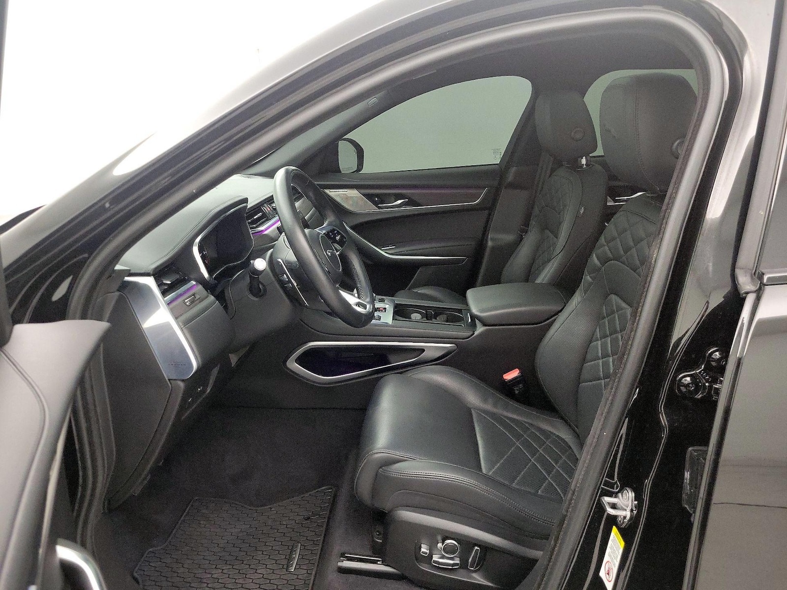 2022 Jaguar F-Pace S - Photo 12