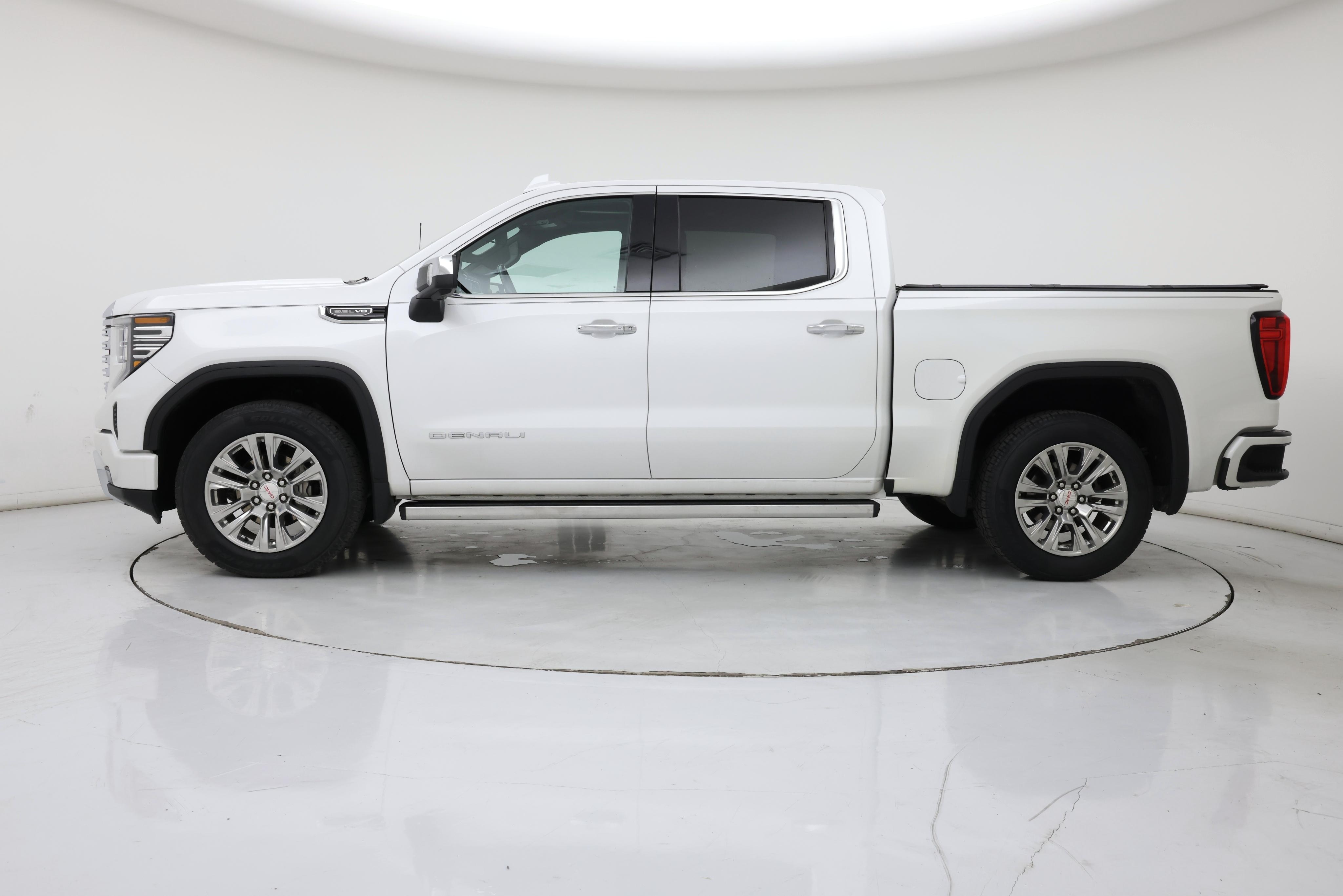 Thumbnail: 2022 GMC Sierra 1500 - 3
