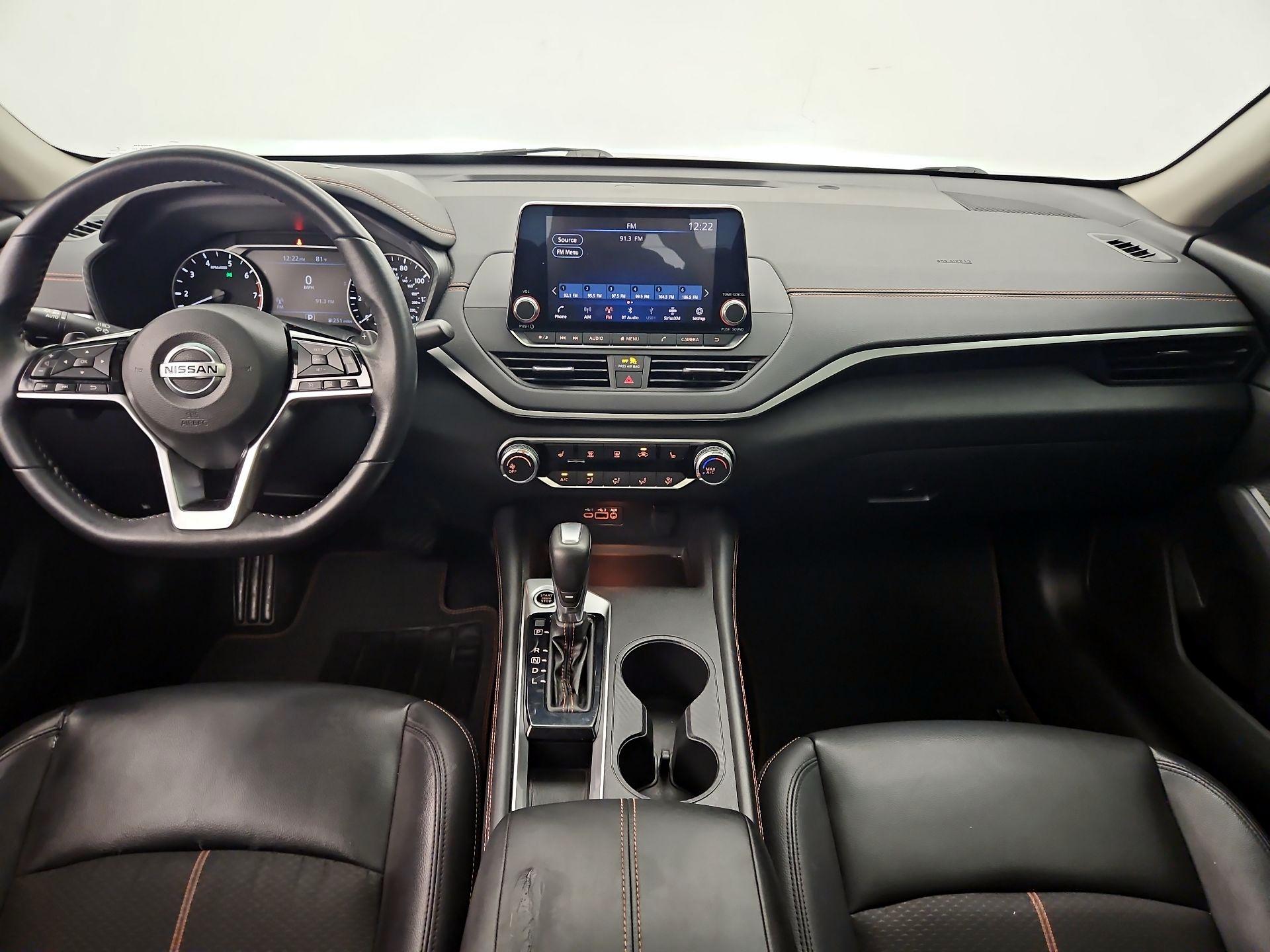 Thumbnail: 2019 Nissan Altima - 9