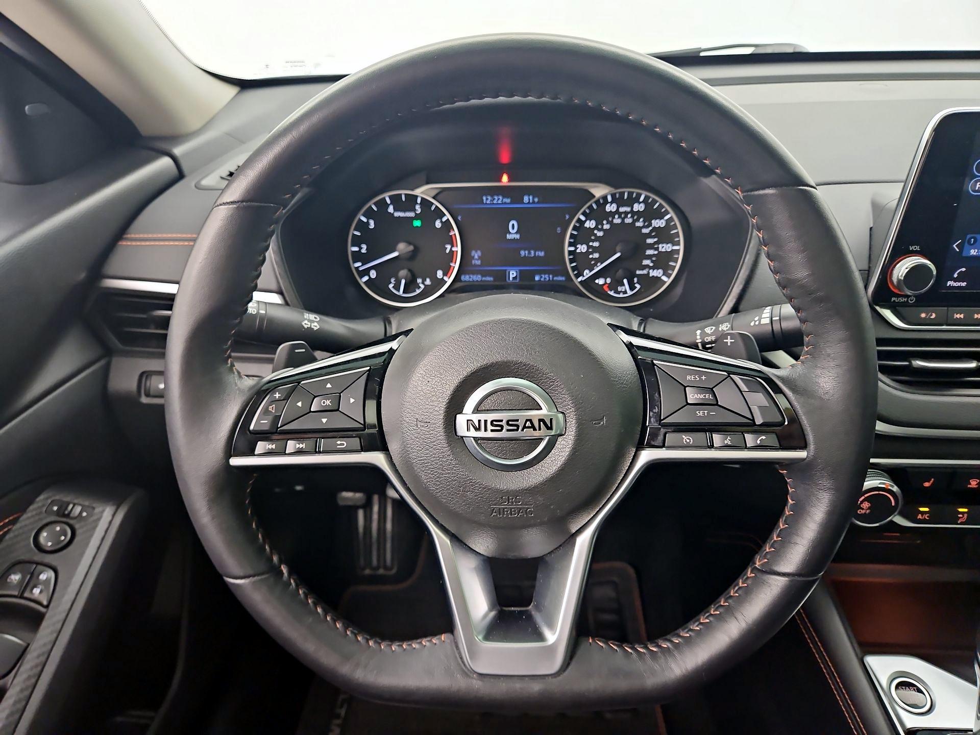 Thumbnail: 2019 Nissan Altima - 10