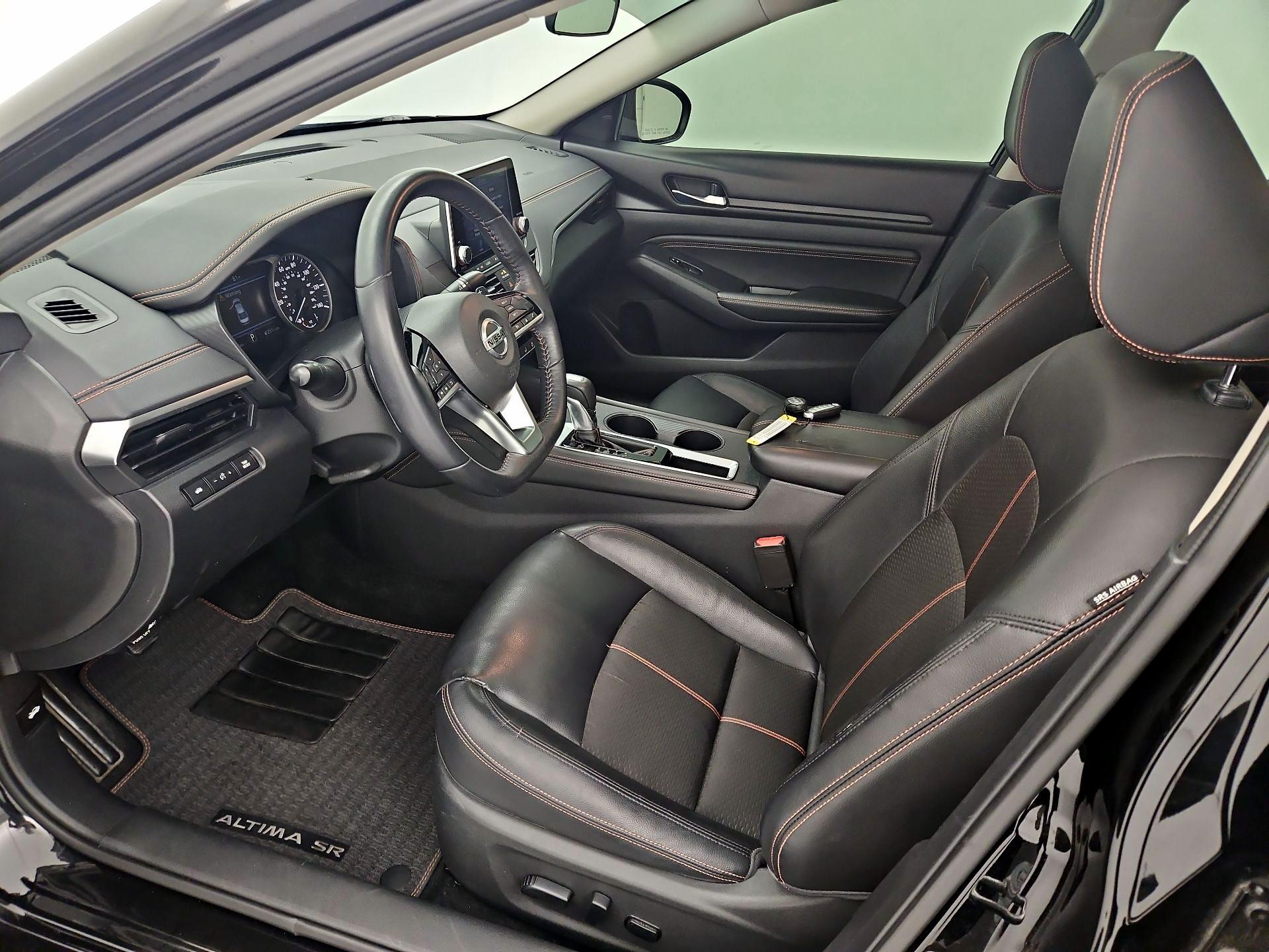 Thumbnail: 2019 Nissan Altima - 11
