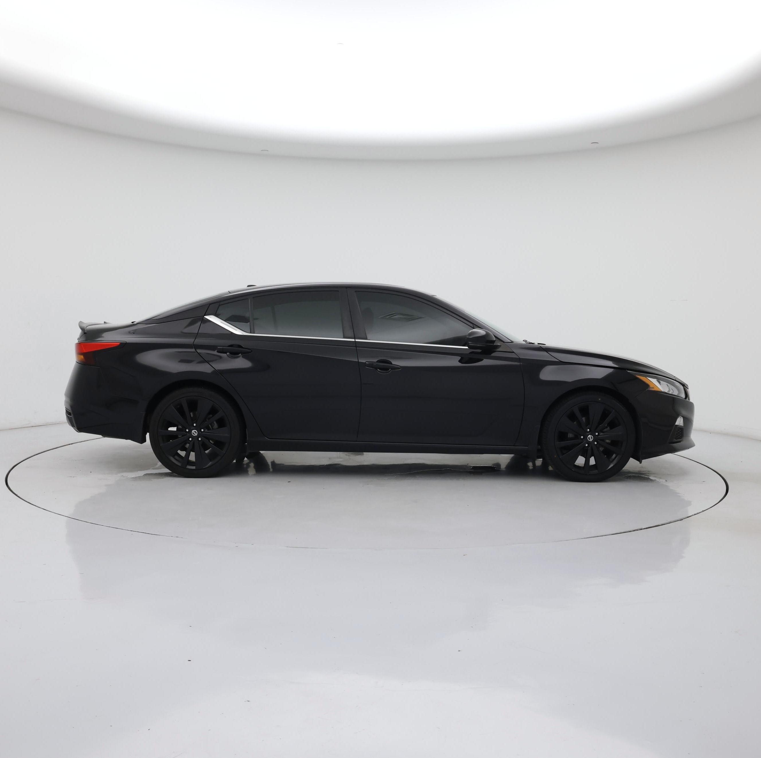 Thumbnail: 2019 Nissan Altima - 7