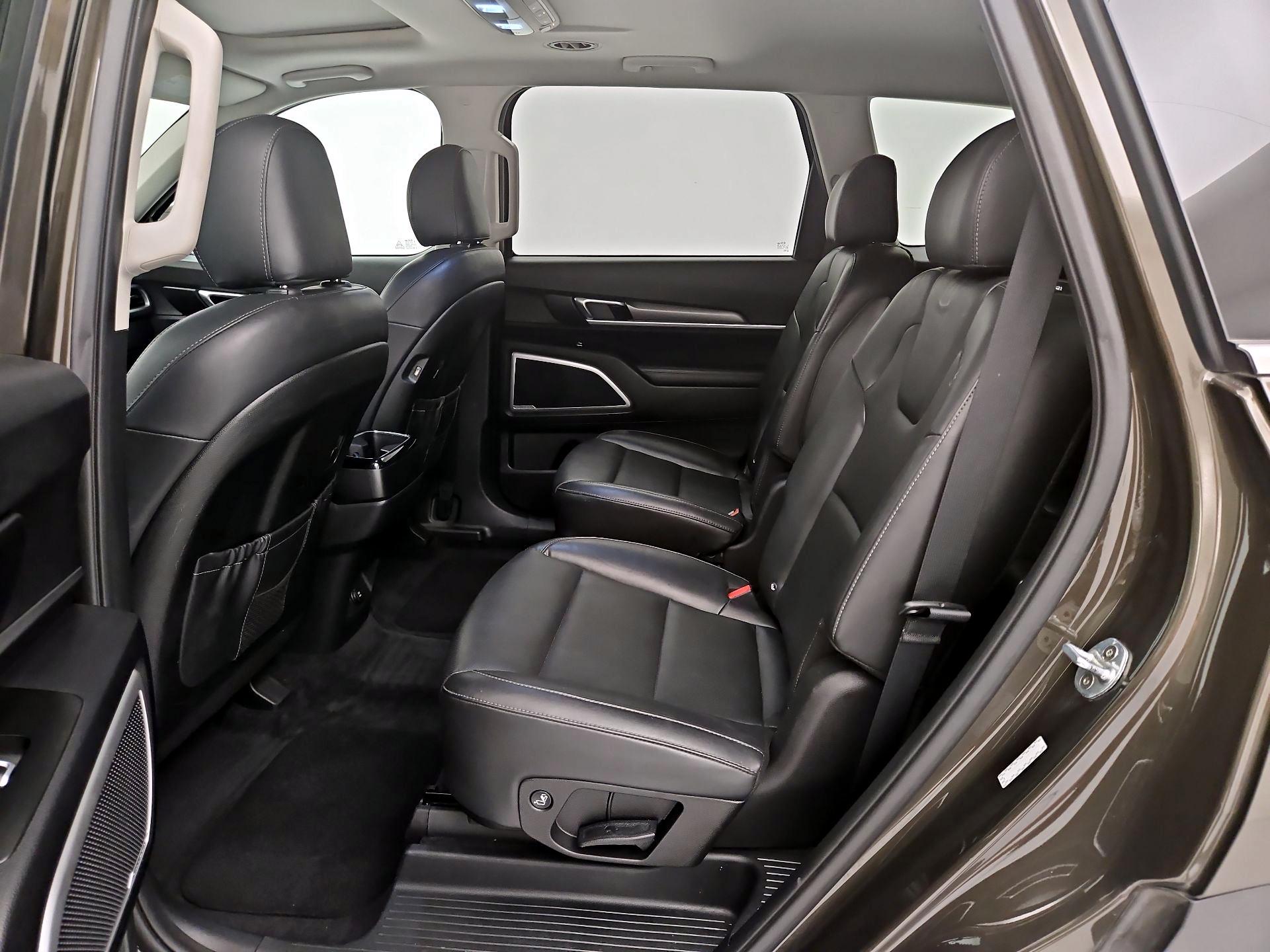 Thumbnail: 2020 Kia Telluride - 20