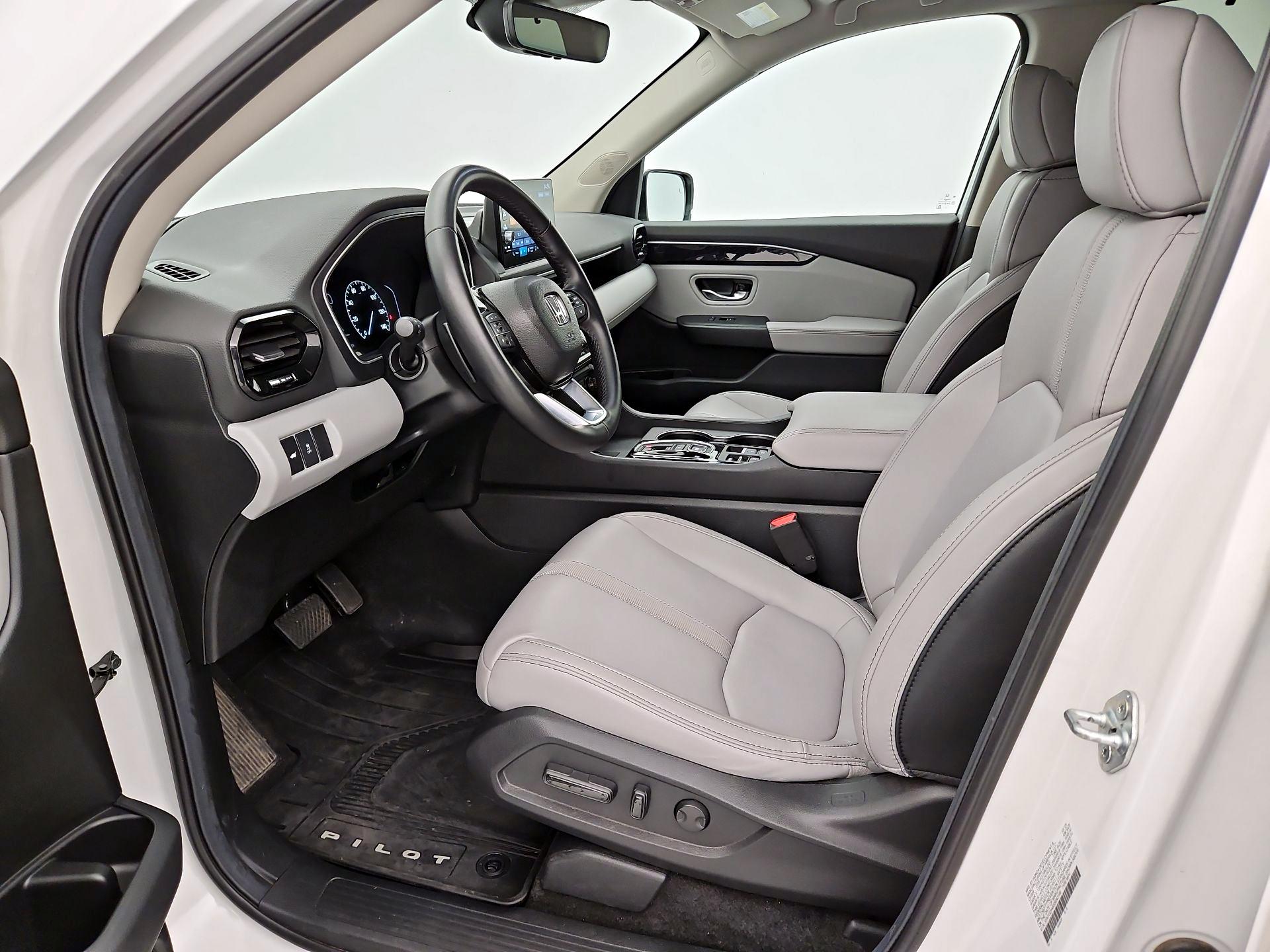 Thumbnail: 2025 Honda Pilot - 11