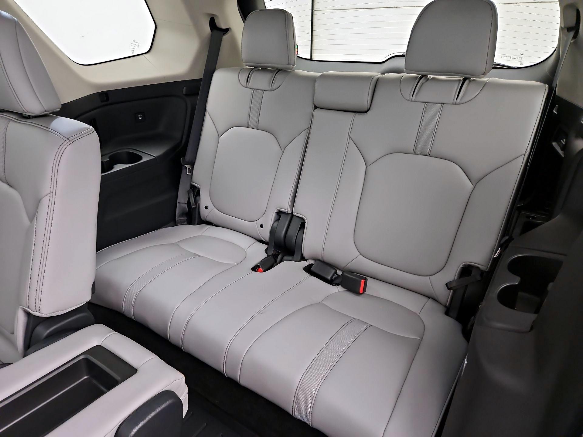 Thumbnail: 2025 Honda Pilot - 20