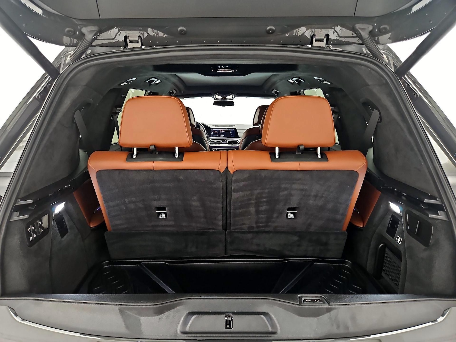 2022 BMW X7 M50i - Photo 24