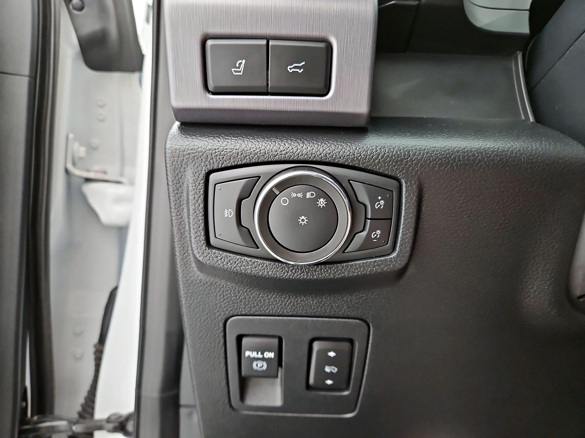 Thumbnail: 2021 Ford Expedition - 13