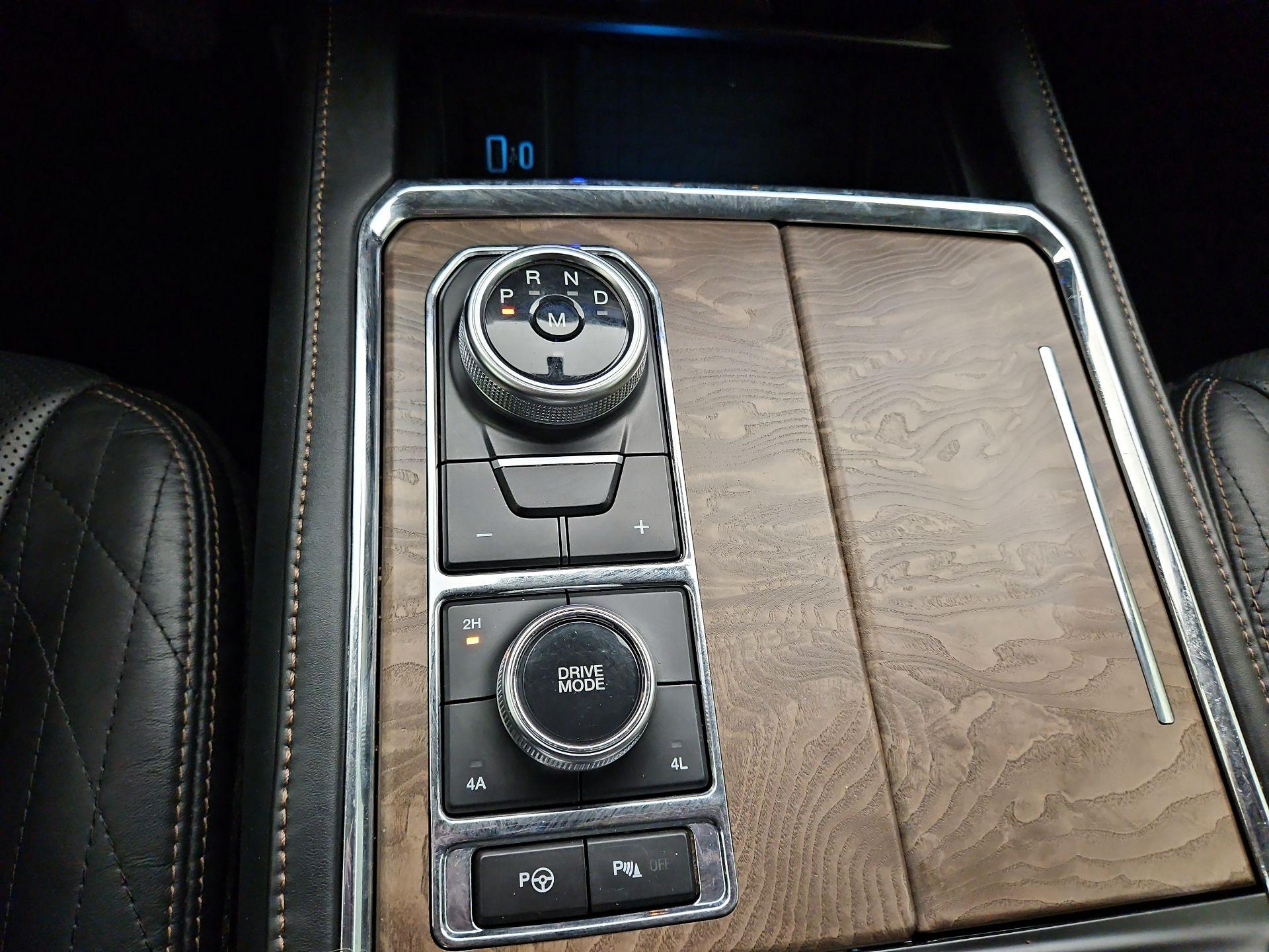 Thumbnail: 2021 Ford Expedition - 18