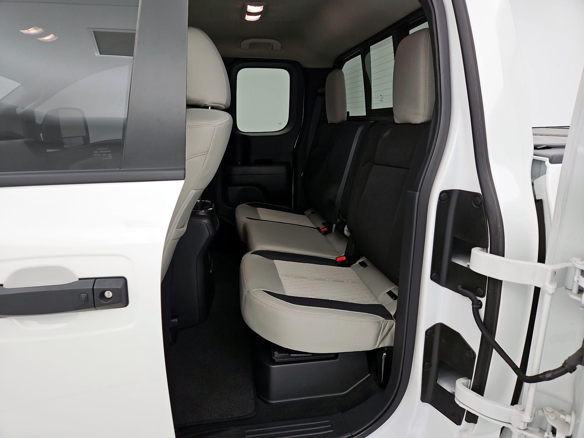 Thumbnail: 2024 Nissan Titan - 19