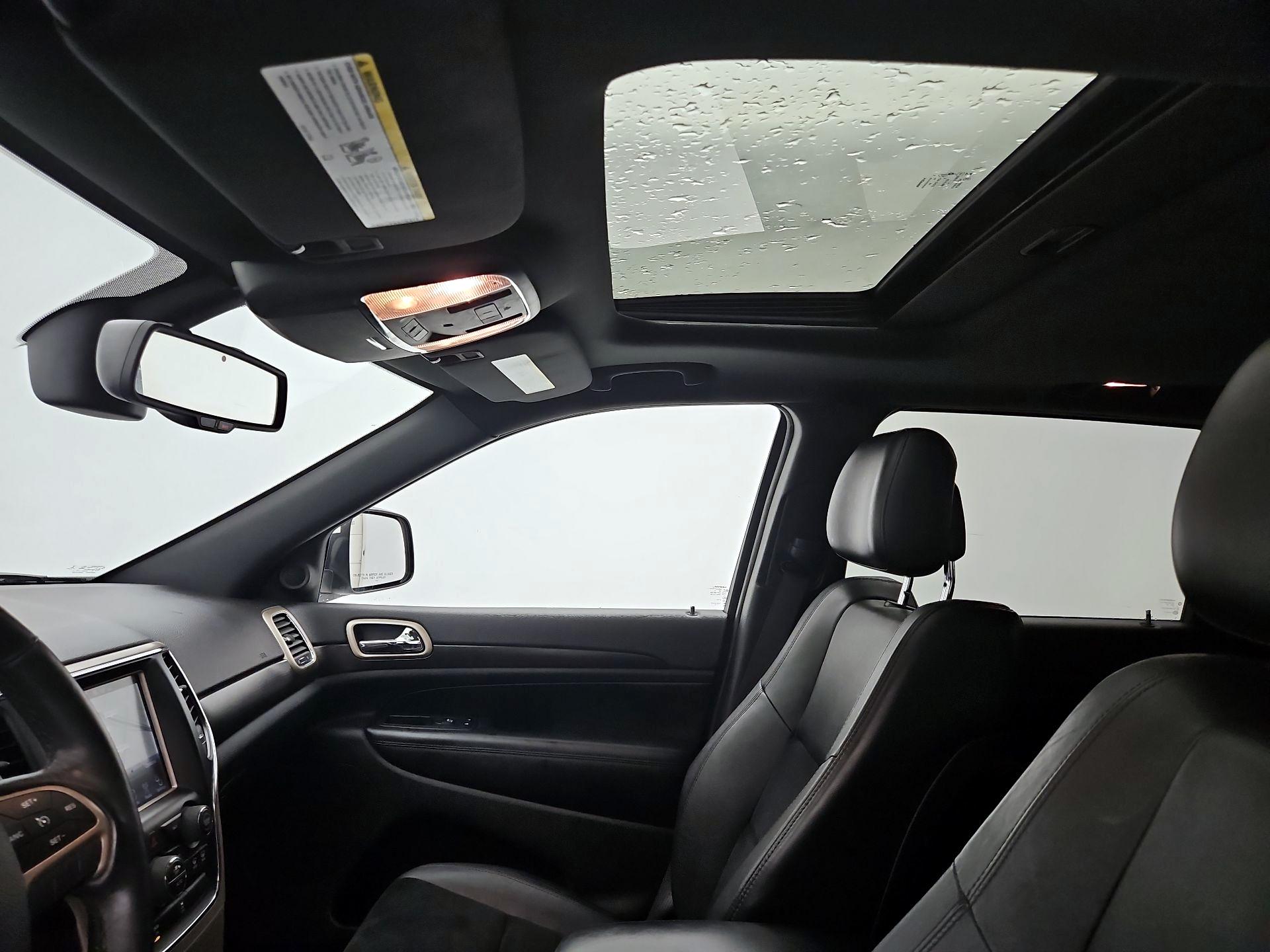 Thumbnail: 2014 Jeep Grand Cherokee - 19