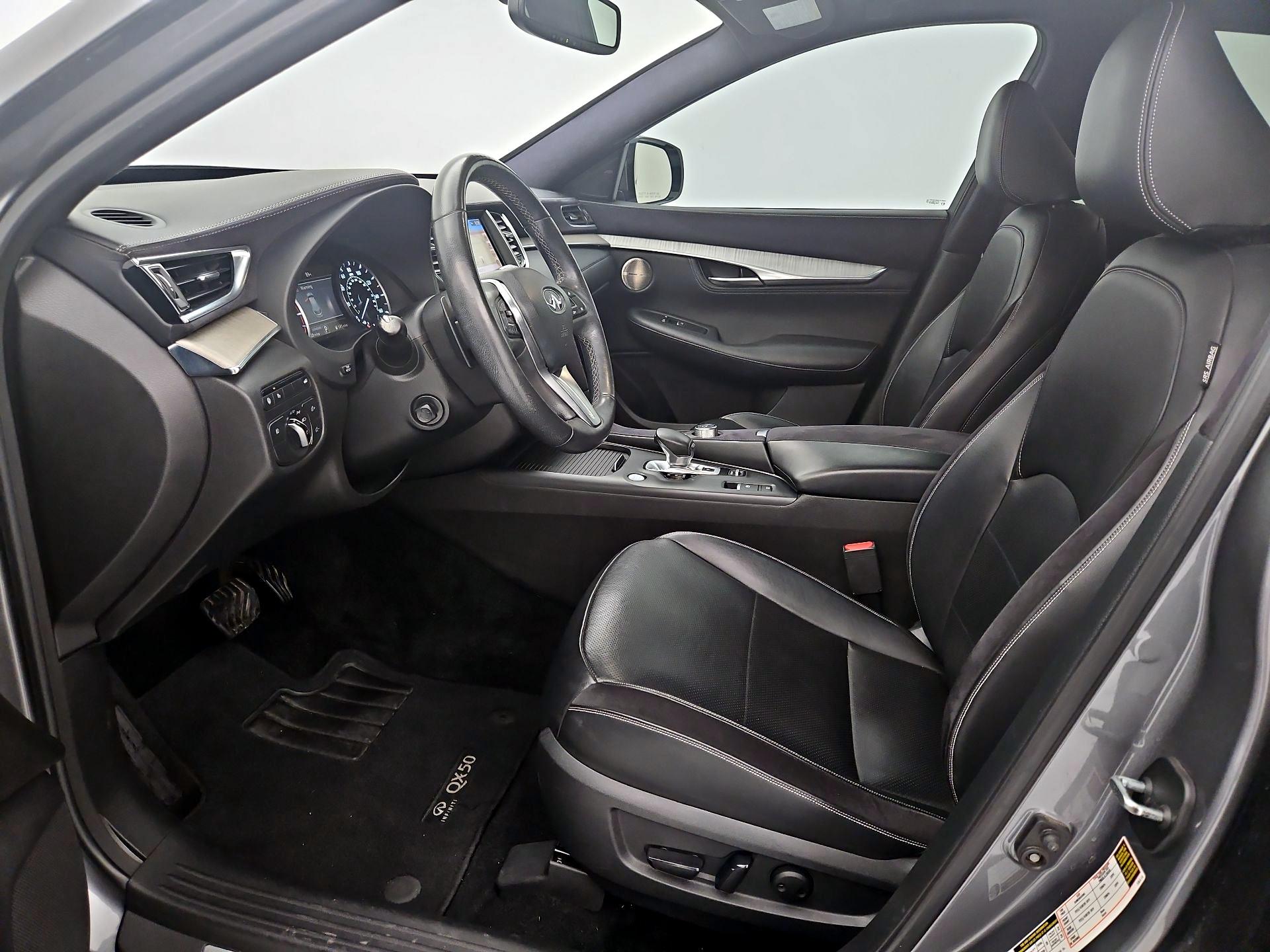 Thumbnail: 2019 INFINITI QX50 - 11