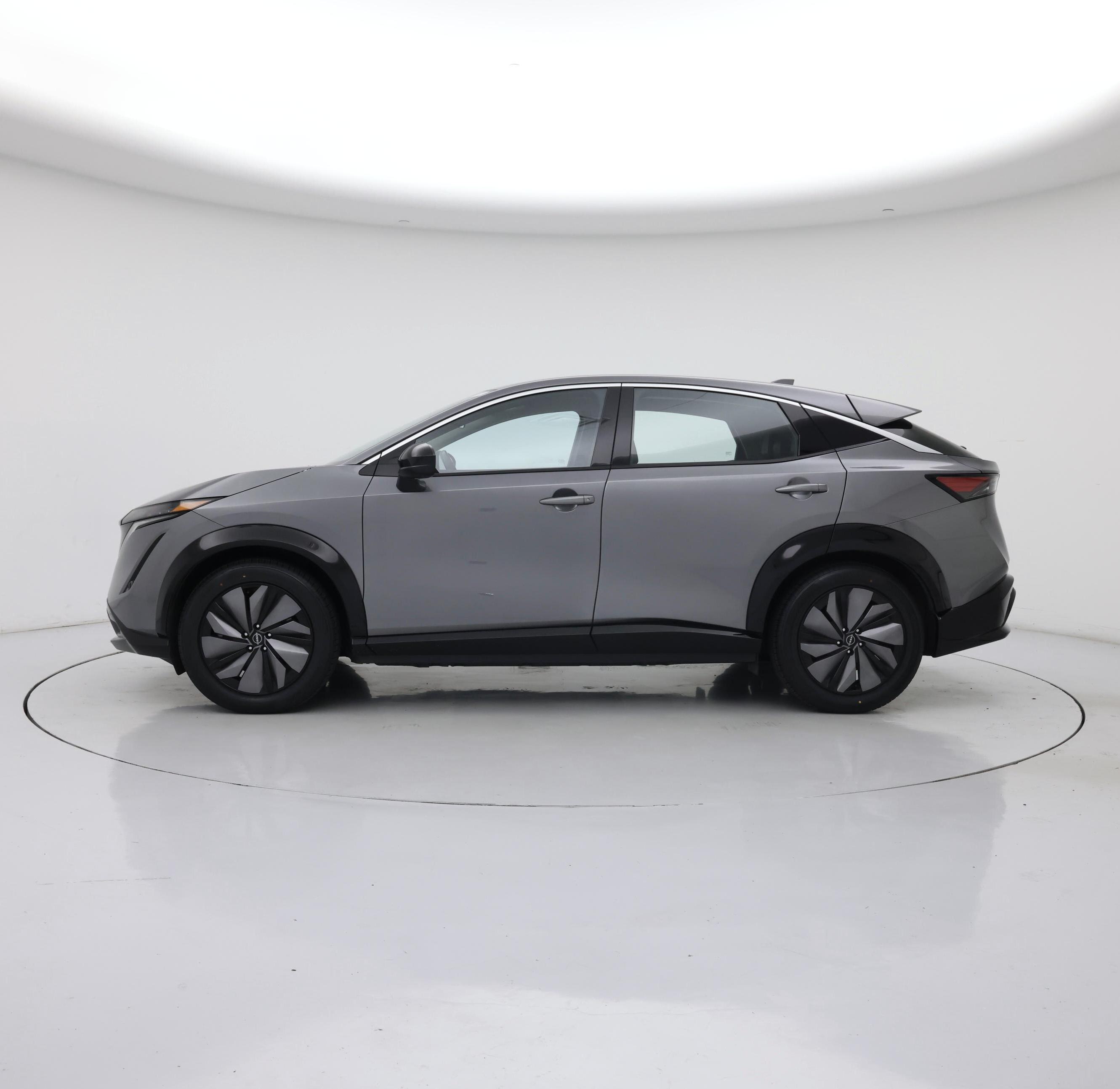 Thumbnail: 2023 Nissan Ariya - 3
