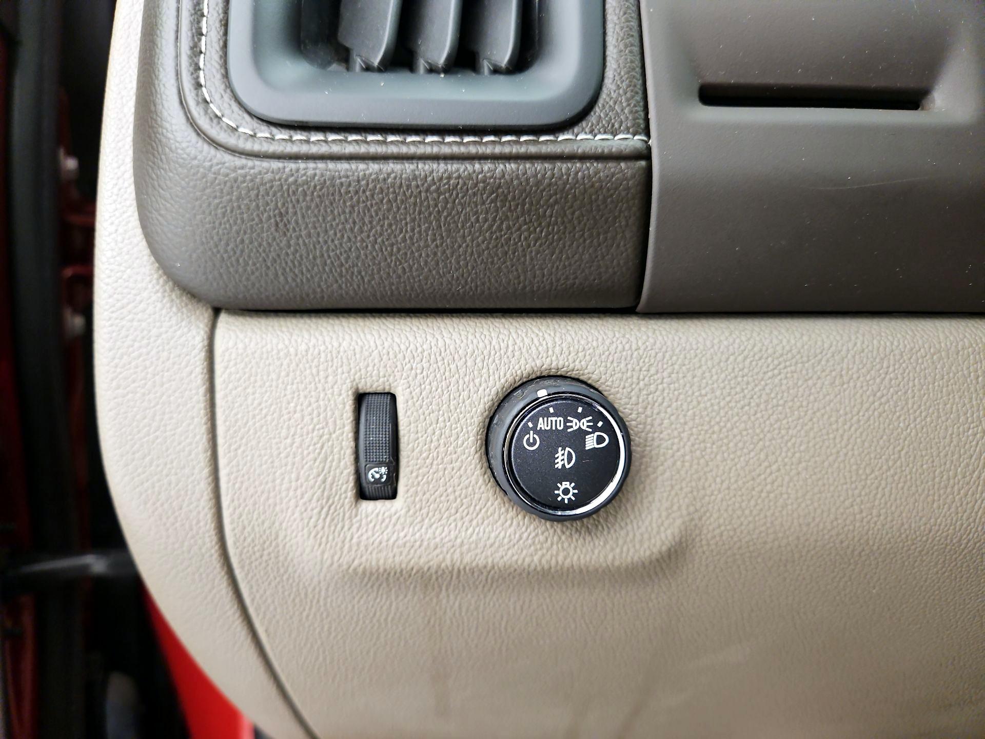 Thumbnail: 2016 GMC Canyon - 13