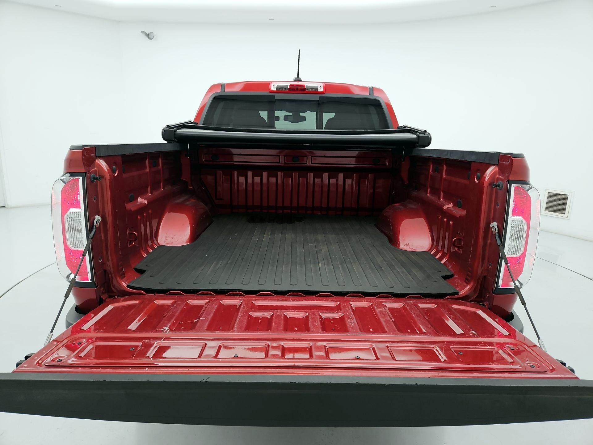Thumbnail: 2016 GMC Canyon - 20