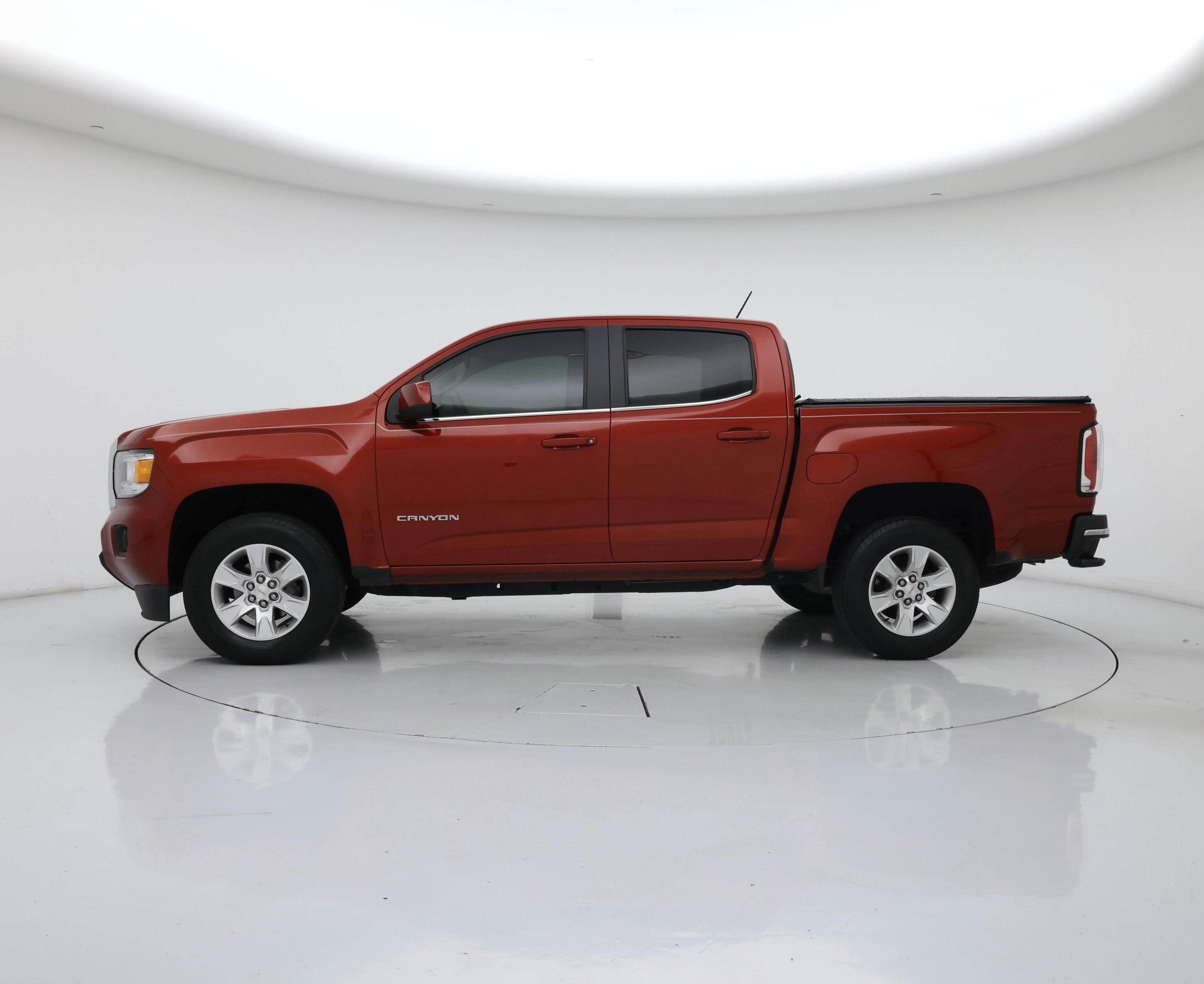 Thumbnail: 2016 GMC Canyon - 3