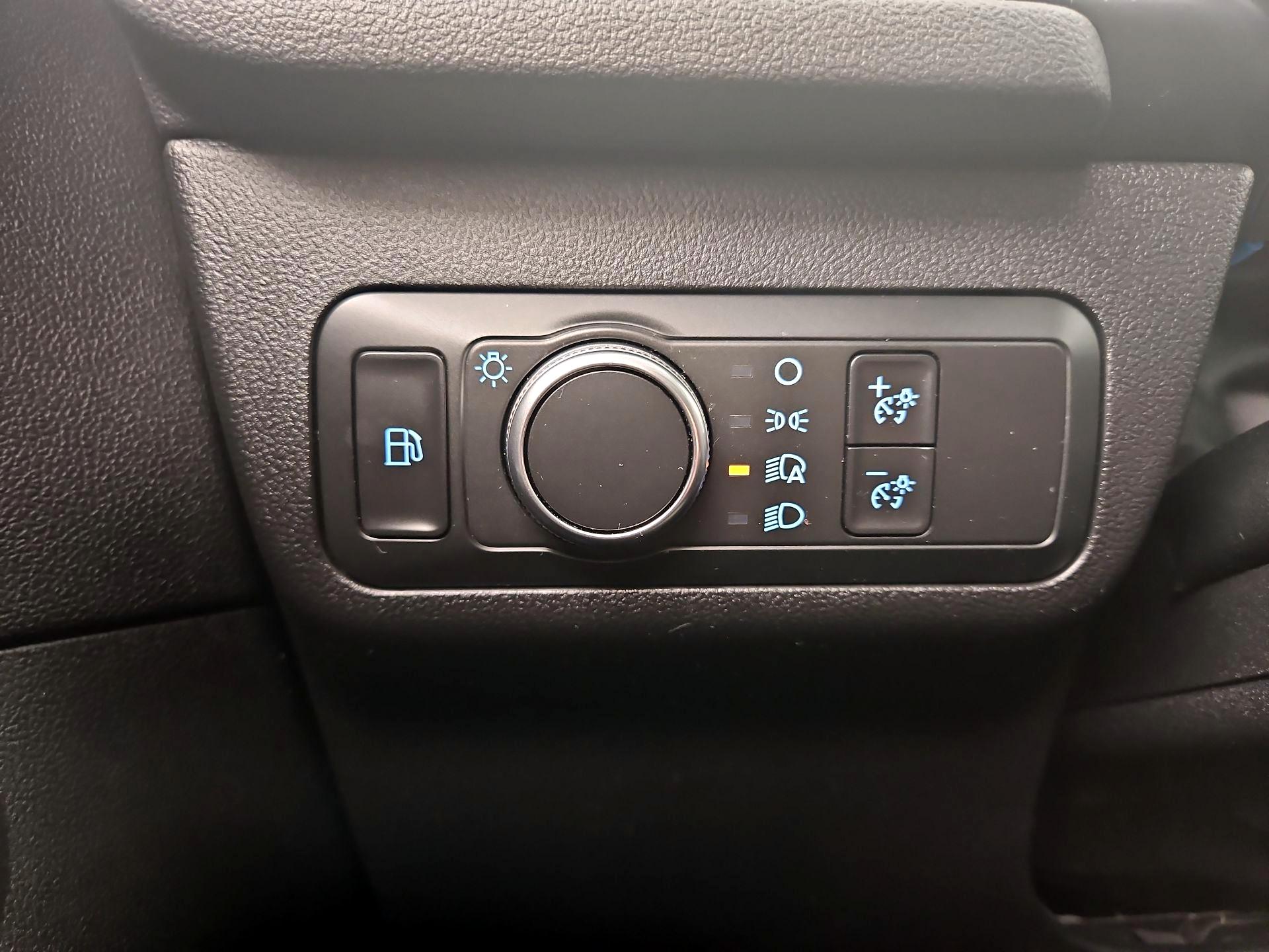 Thumbnail: 2021 Ford Escape - 13