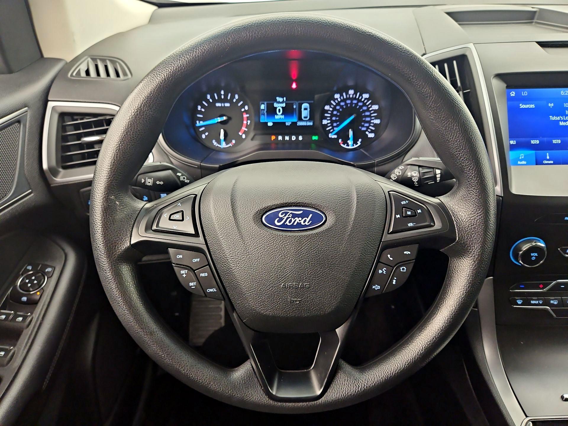 Thumbnail: 2020 Ford Edge - 10
