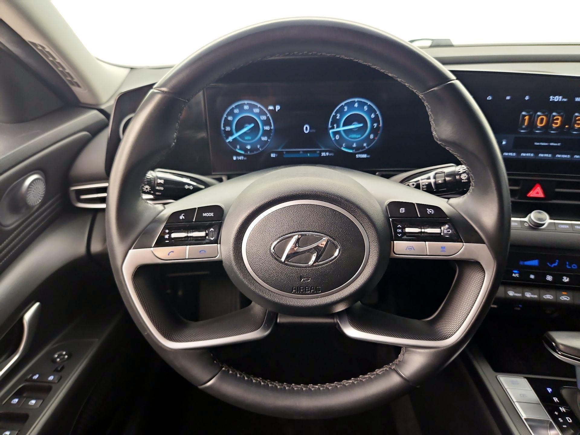 Thumbnail: 2023 Hyundai Elantra - 10
