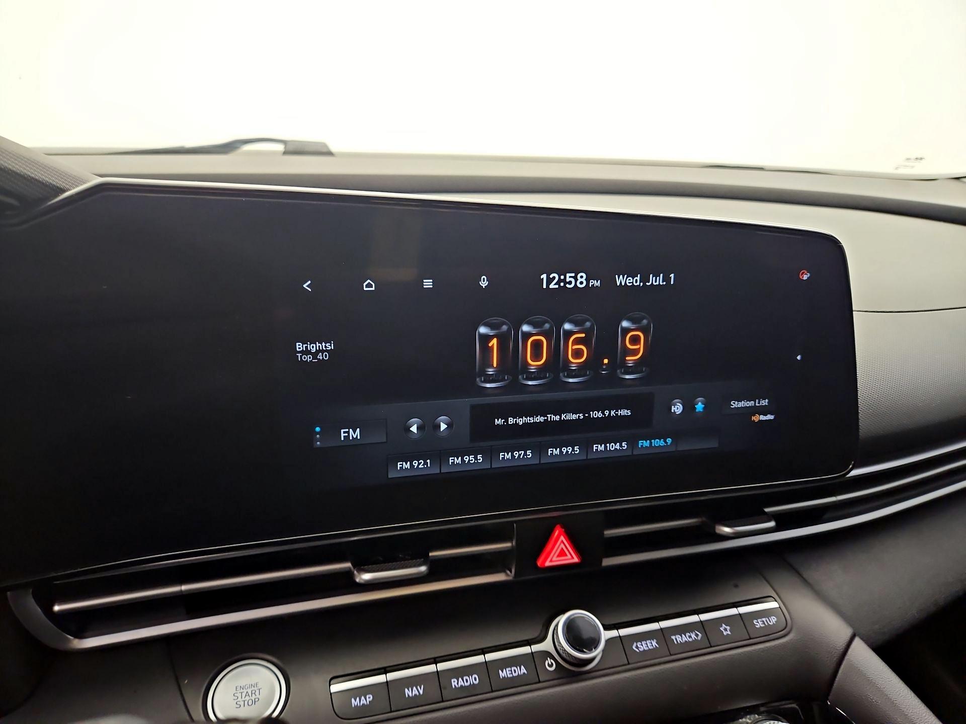 Thumbnail: 2023 Hyundai Elantra - 16