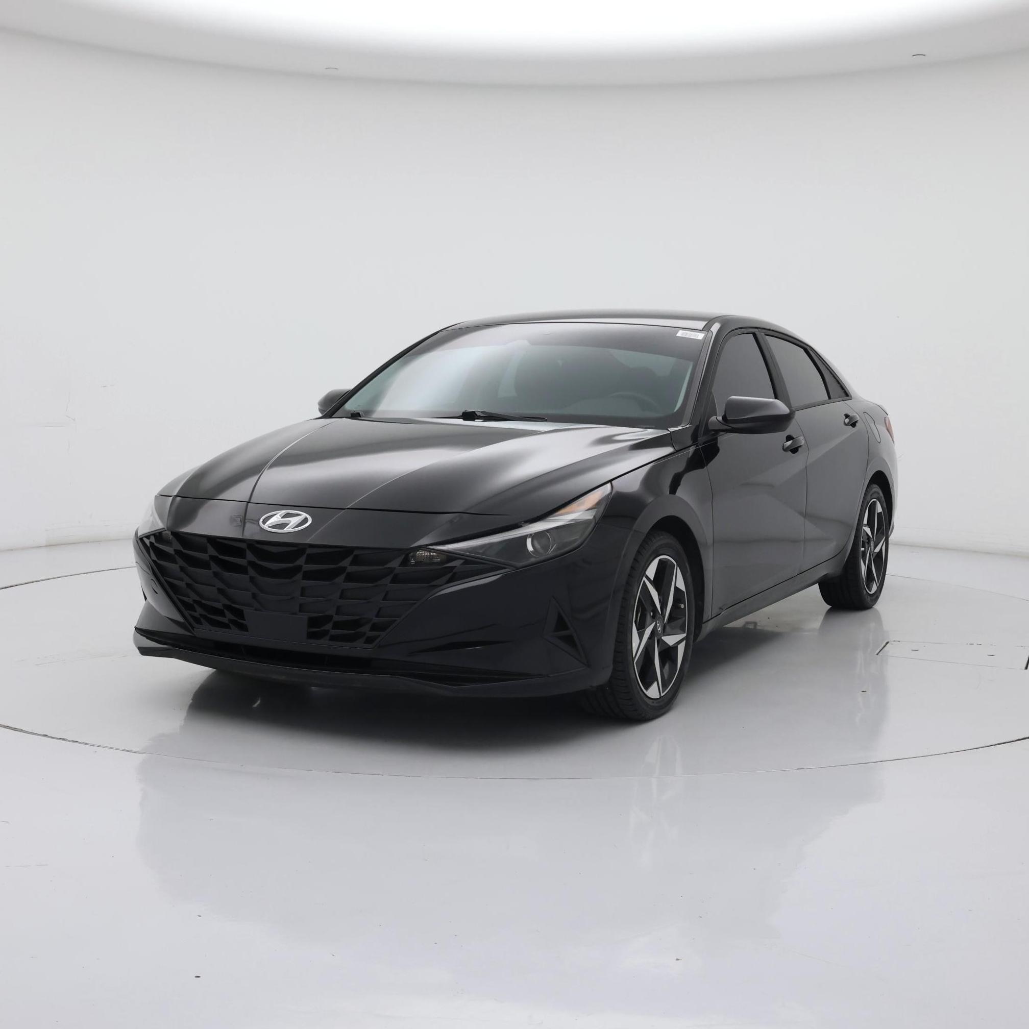 Thumbnail: 2023 Hyundai Elantra - 4