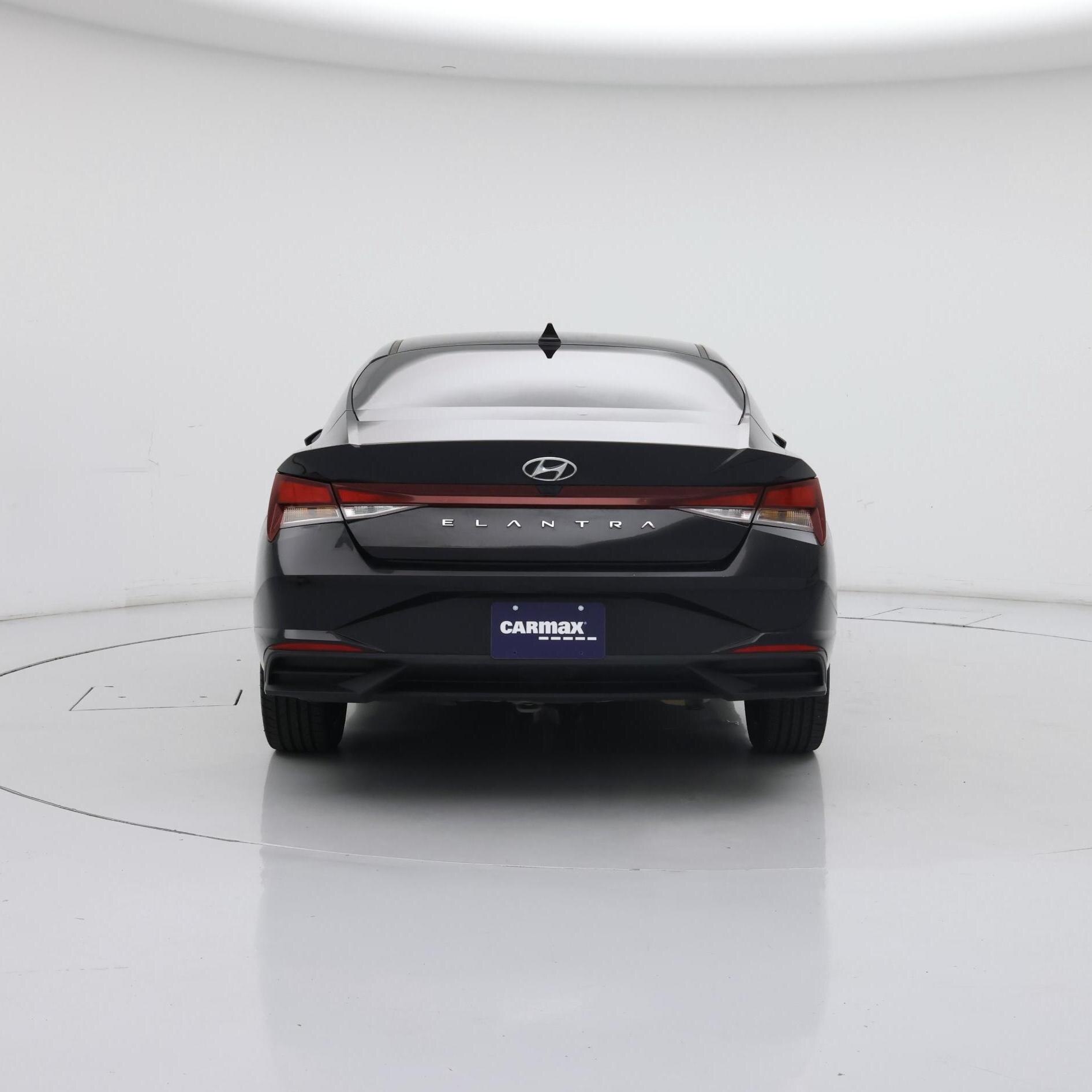 Thumbnail: 2023 Hyundai Elantra - 6