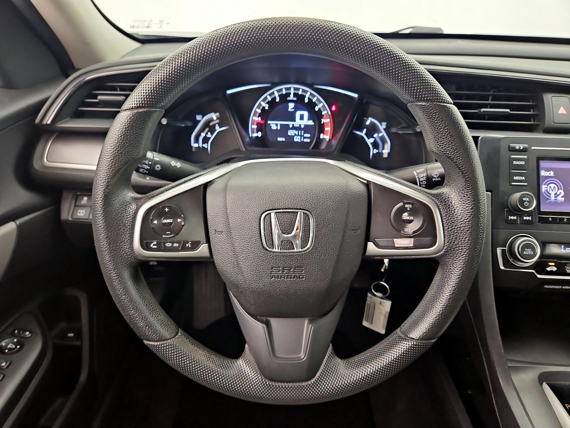 Thumbnail: 2016 Honda Civic - 10