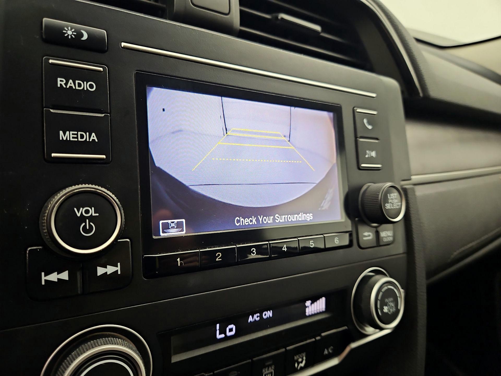 Thumbnail: 2016 Honda Civic - 14