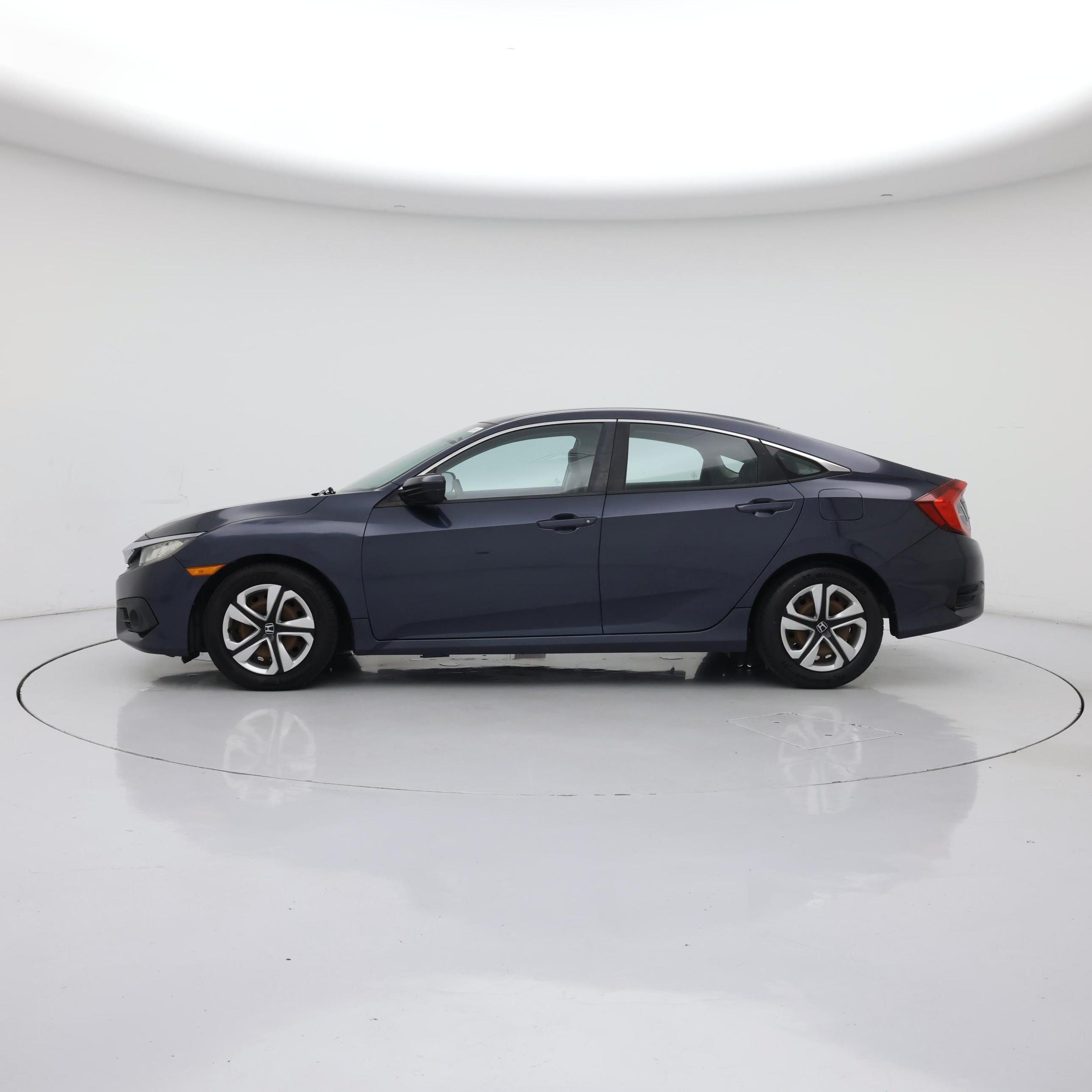Thumbnail: 2016 Honda Civic - 3