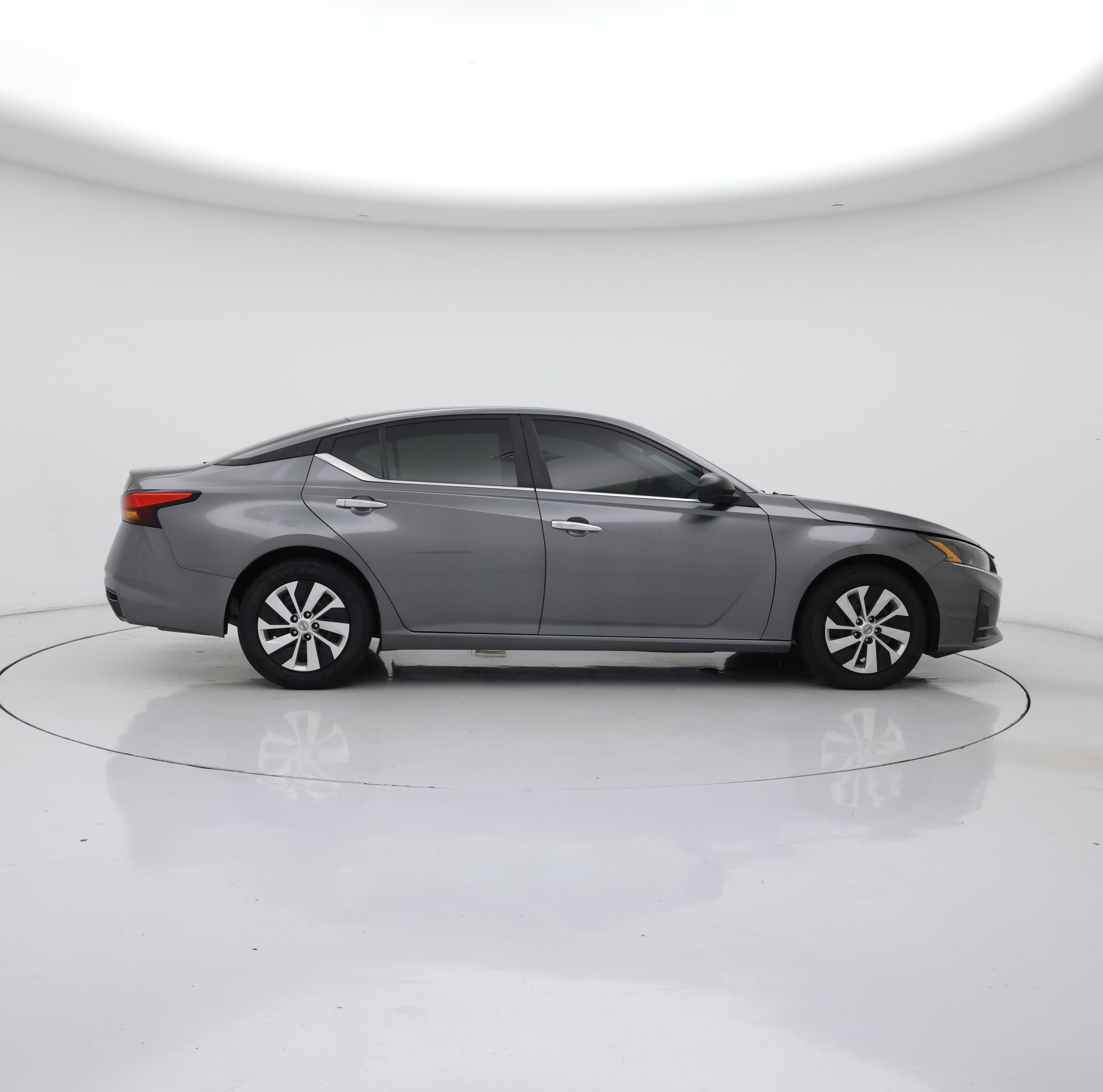 Thumbnail: 2024 Nissan Altima - 7