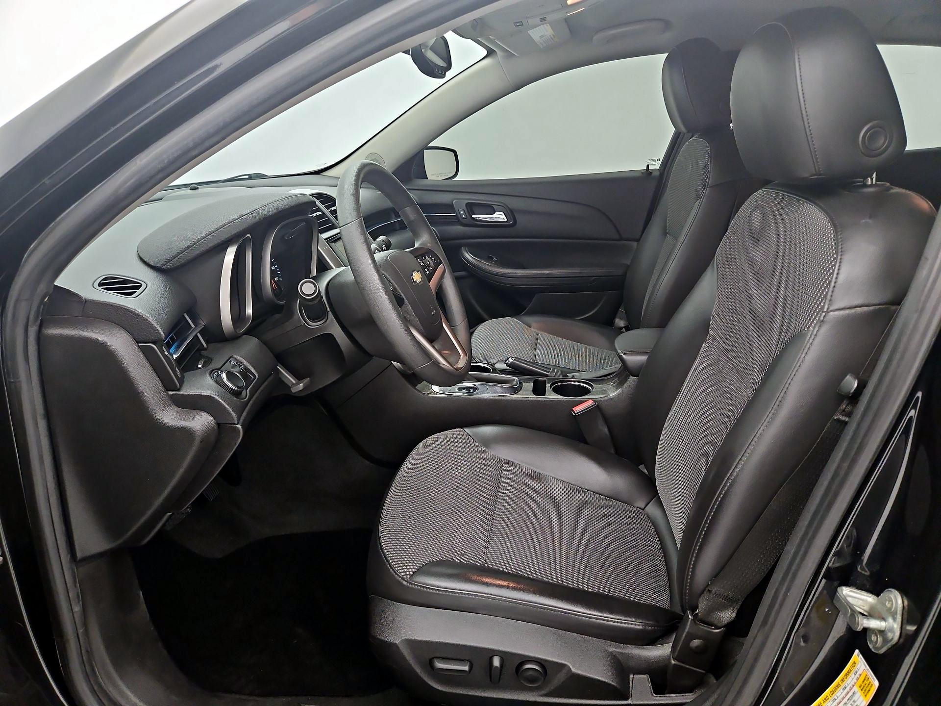 Thumbnail: 2014 Chevrolet Malibu - 11
