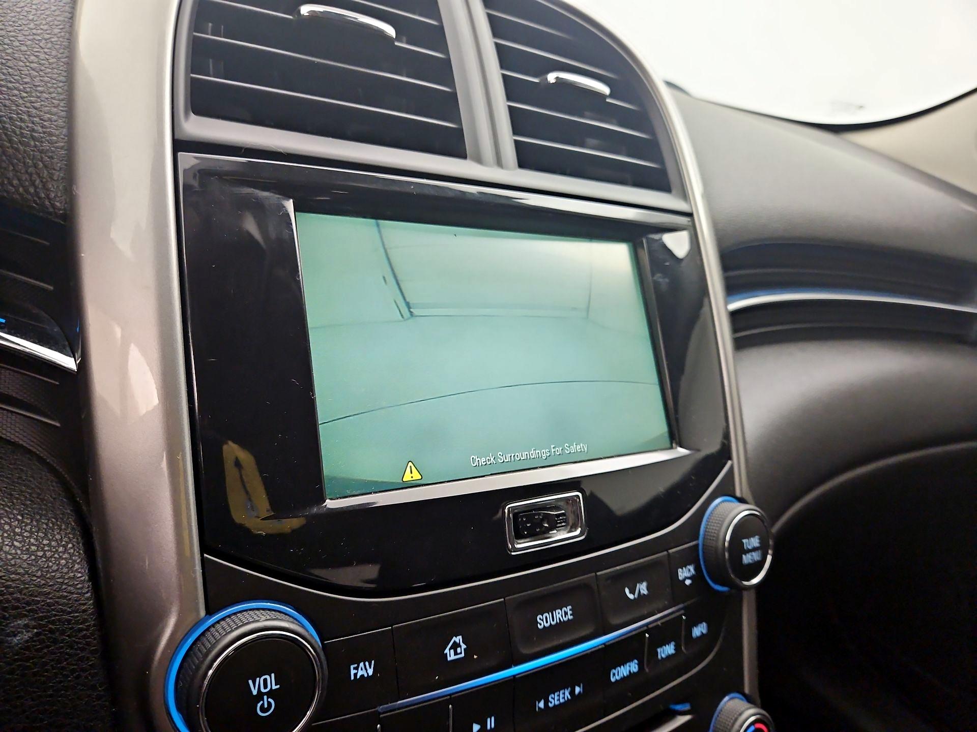 Thumbnail: 2014 Chevrolet Malibu - 14