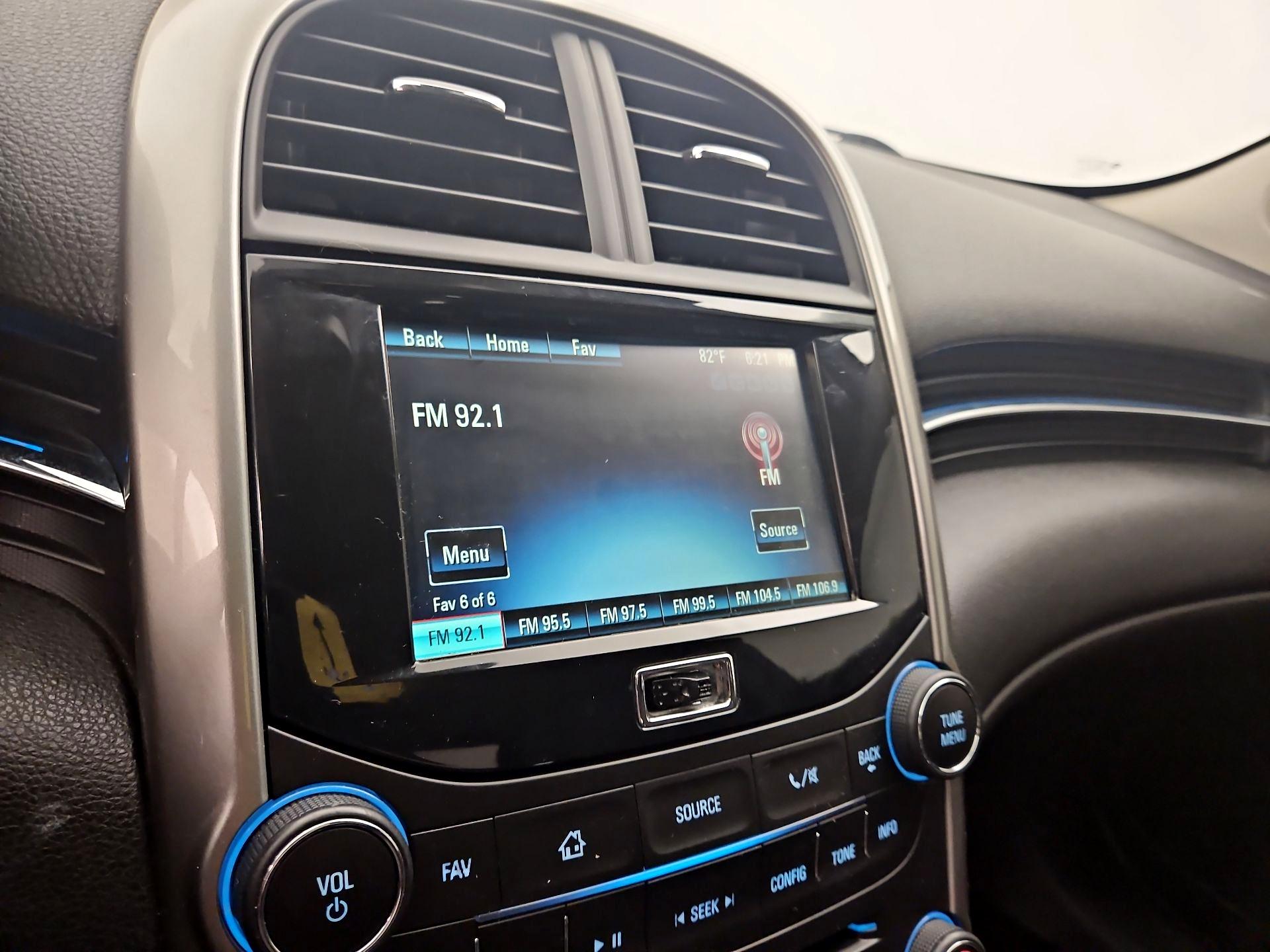 Thumbnail: 2014 Chevrolet Malibu - 15